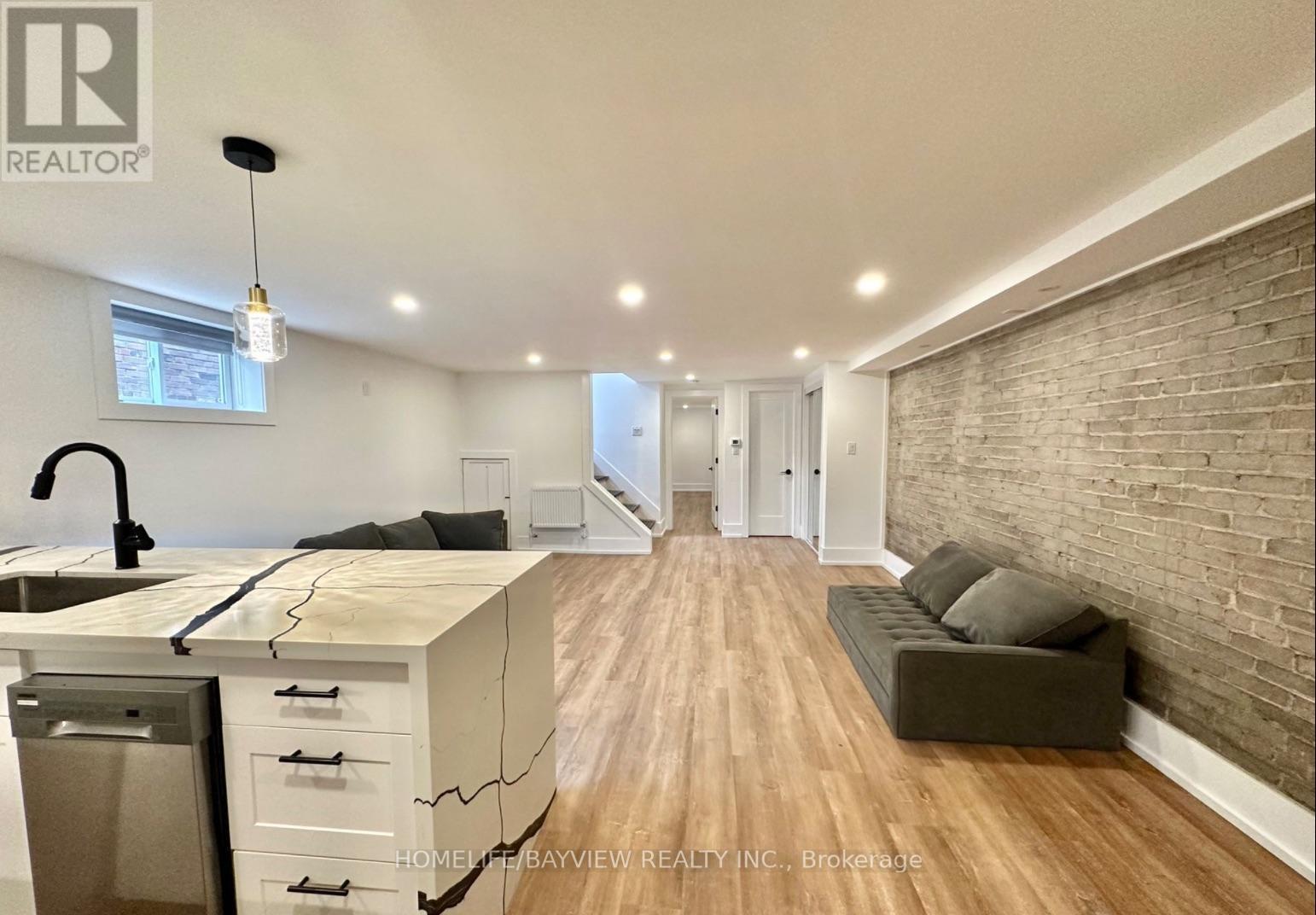 Lower - 43 Wineva Avenue, Toronto, Ontario  M4E 2T1 - Photo 6 - E12503770