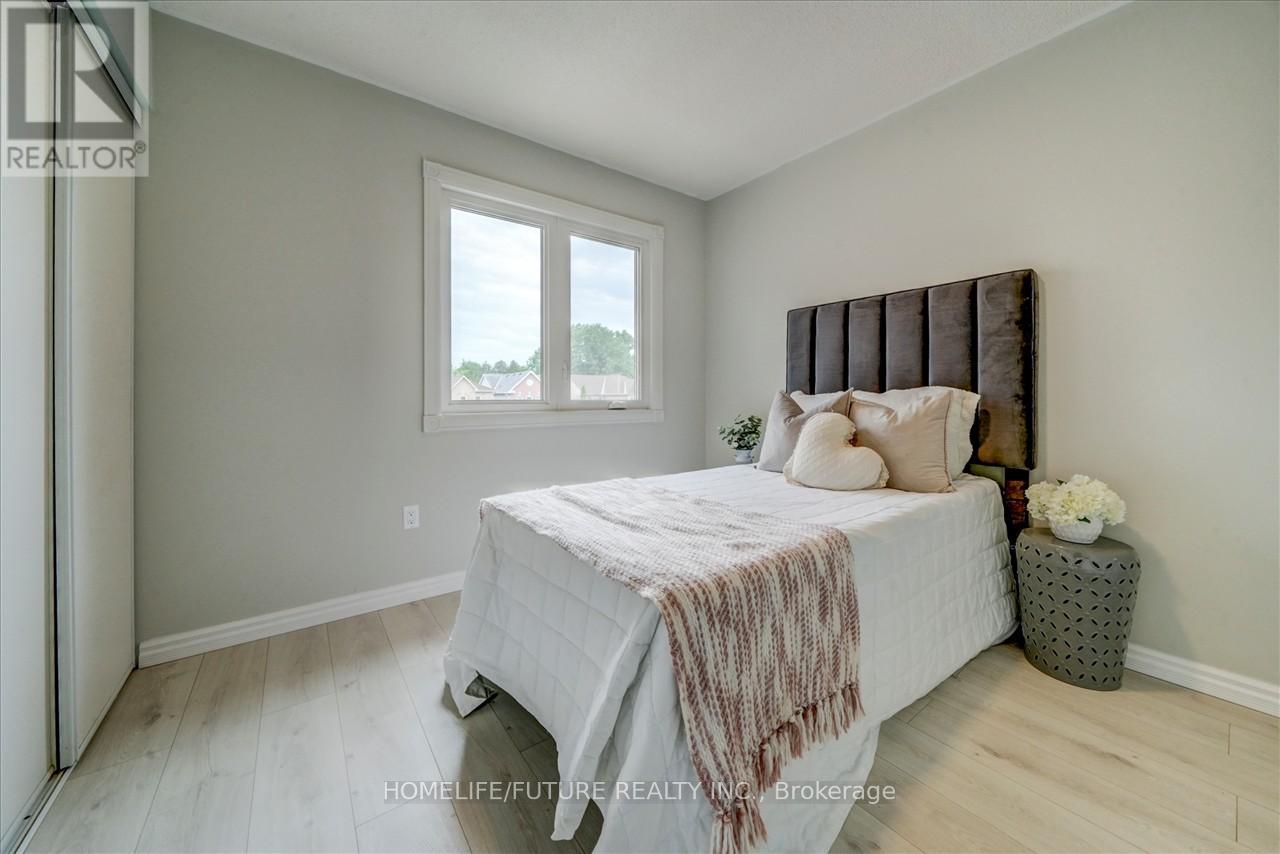 14 Knotty Pine Drive, Whitby, Ontario  L1R 2J6 - Photo 15 - E12503778