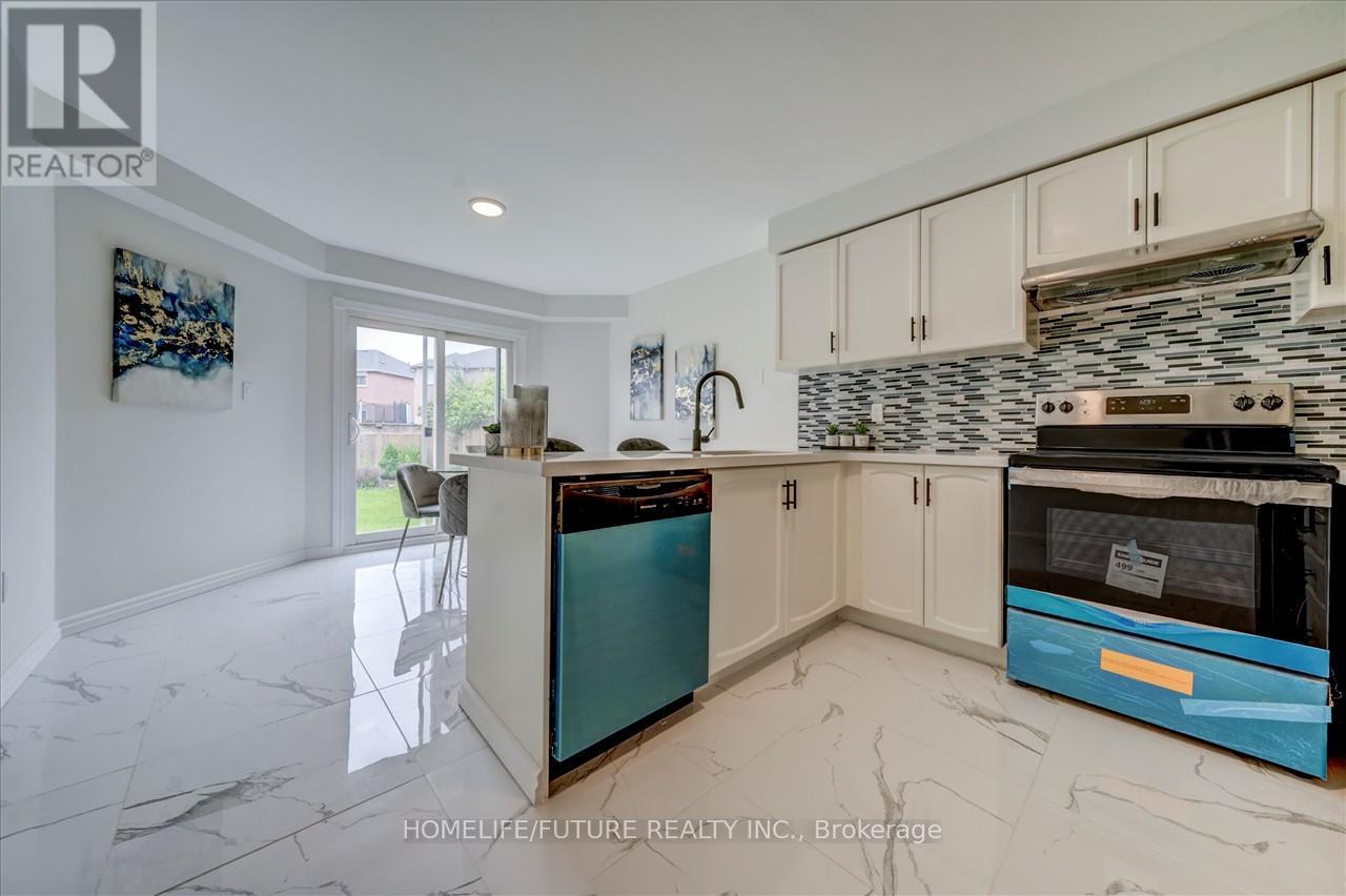 14 Knotty Pine Drive, Whitby, Ontario  L1R 2J6 - Photo 9 - E12503778