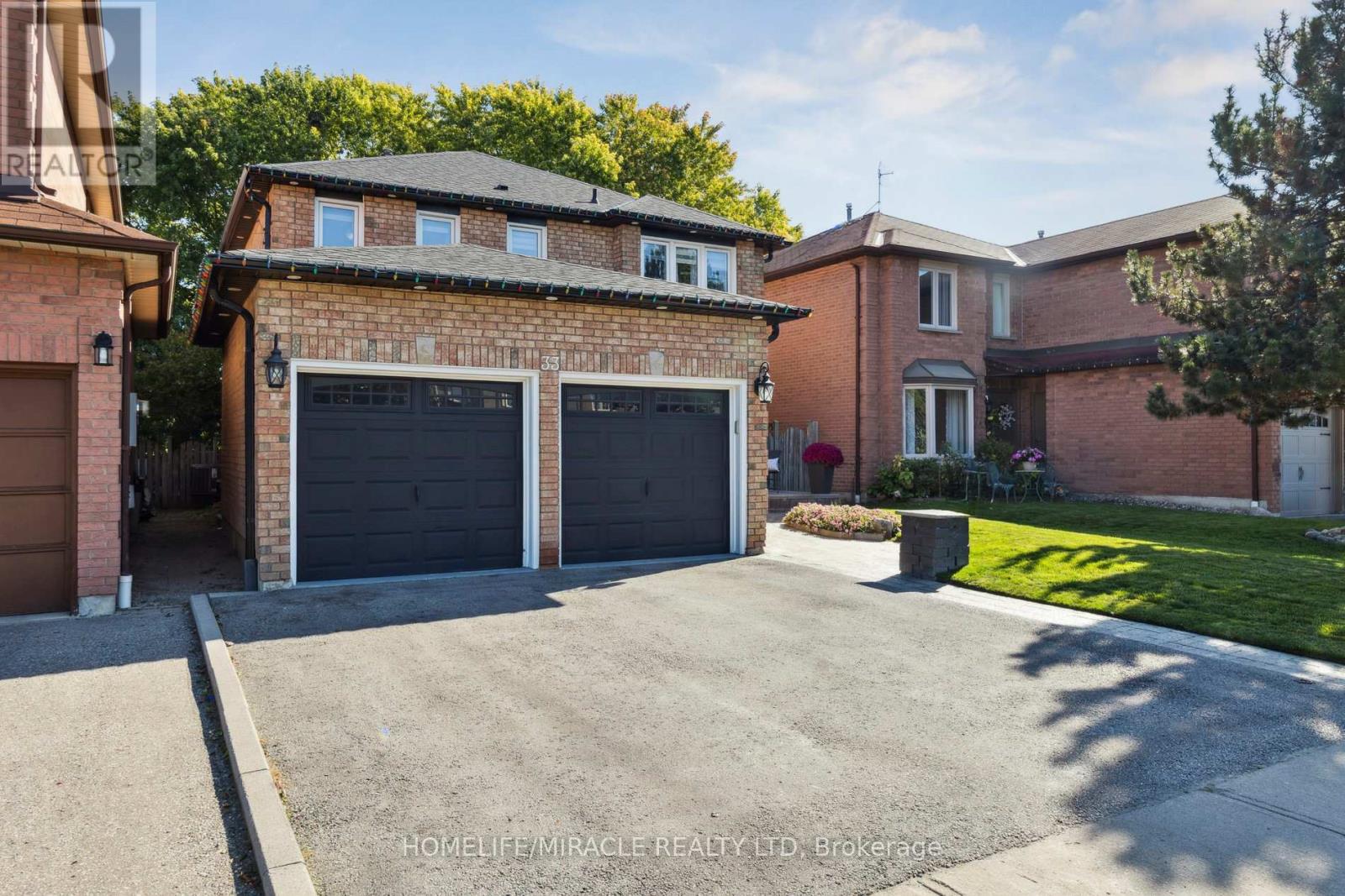 33 RITCHIE AVENUE, Ajax, Ontario