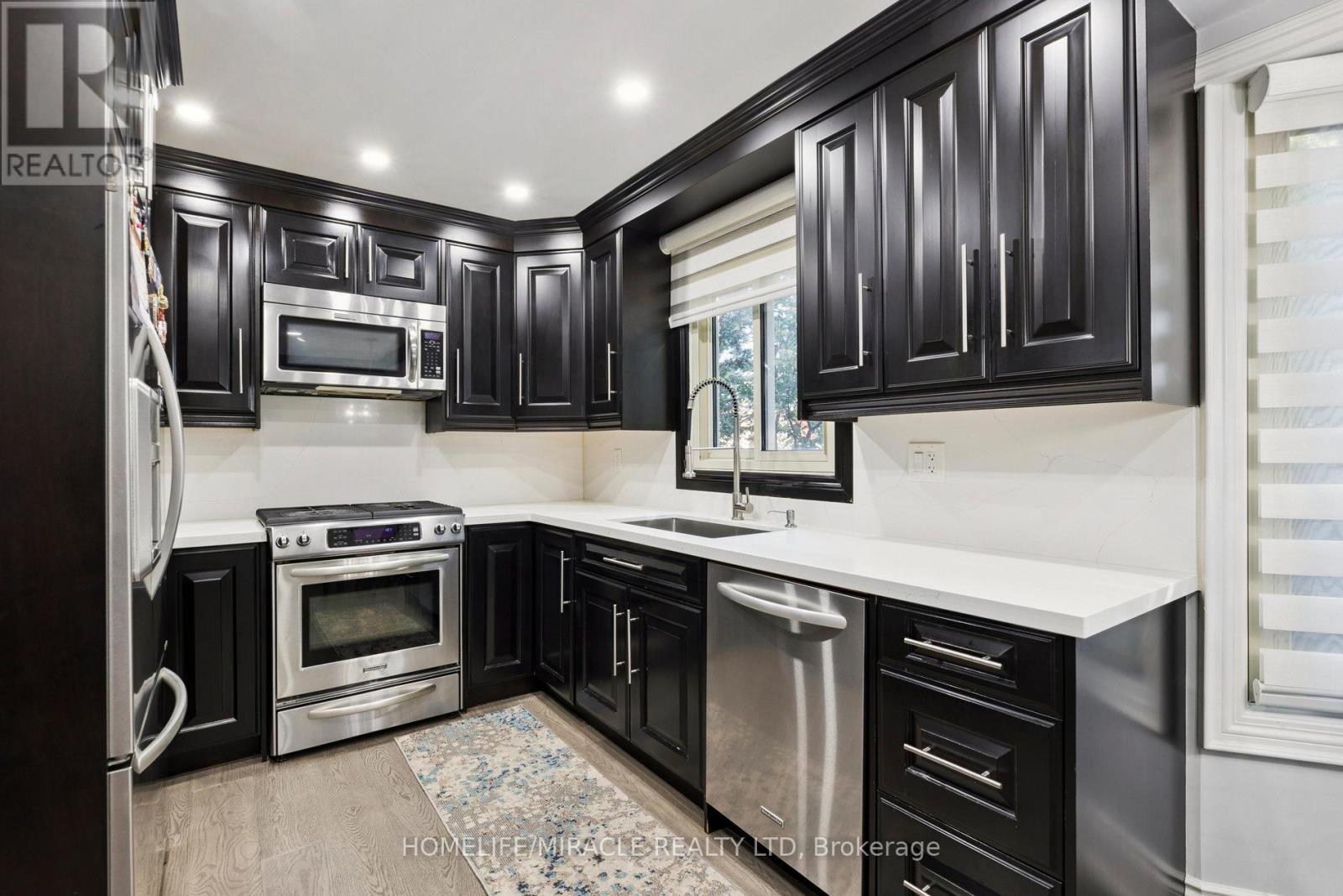 33 Ritchie Avenue, Ajax, Ontario  L1S 5V7 - Photo 17 - E12503804