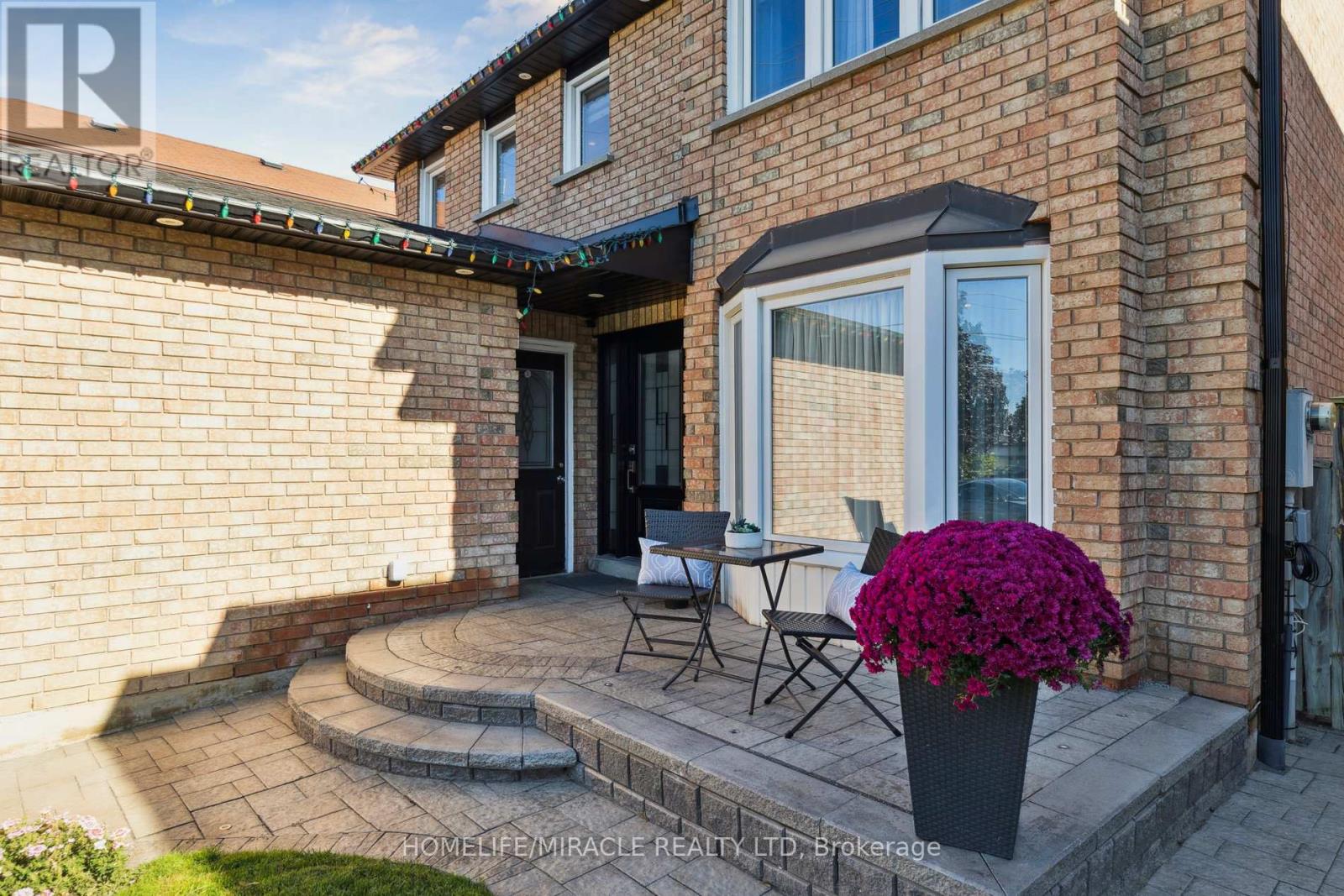 33 Ritchie Avenue, Ajax, Ontario  L1S 5V7 - Photo 4 - E12503804