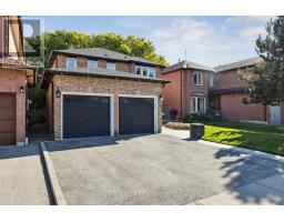 33 RITCHIE AVENUE, Ajax, Ontario