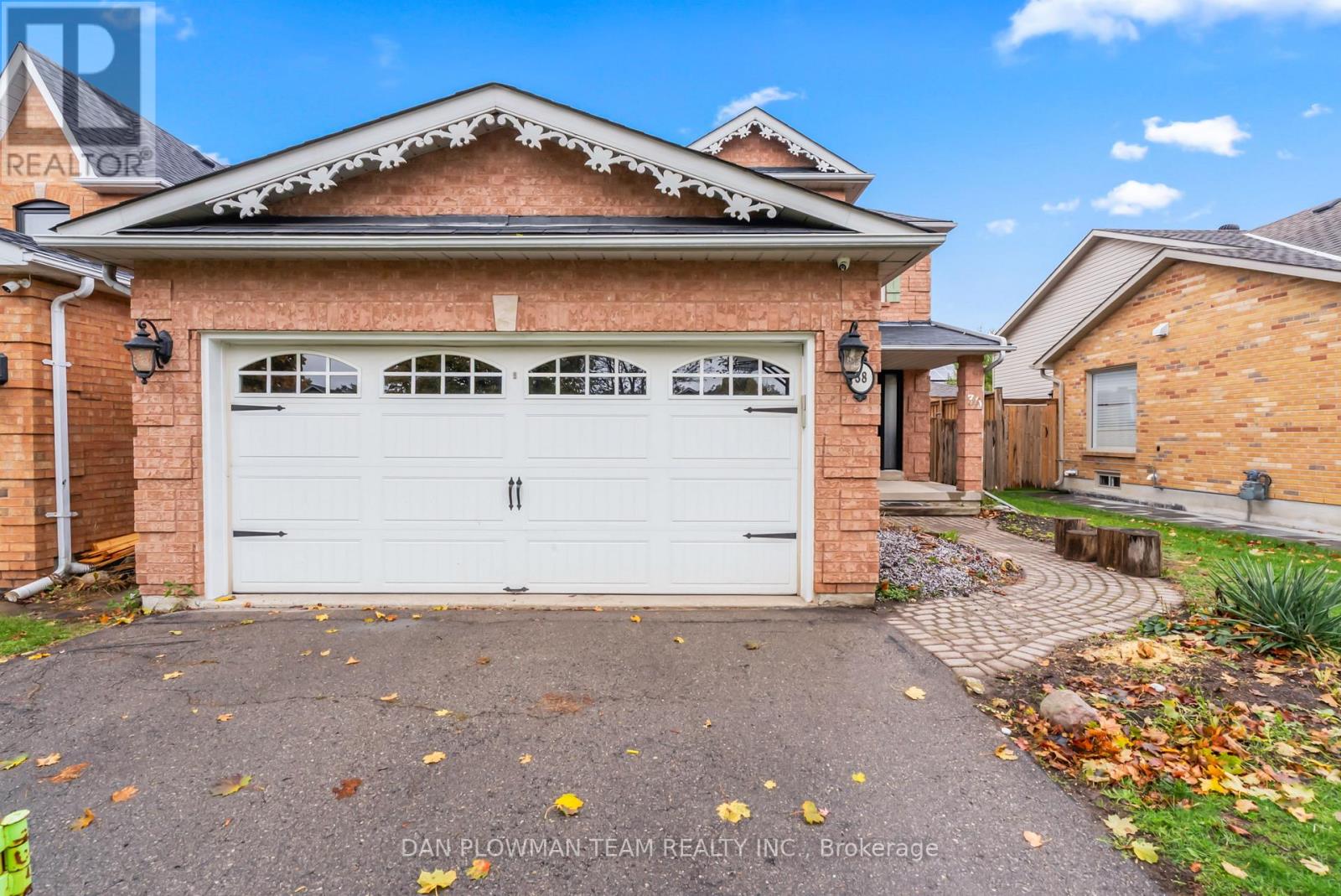 38 Hemmingway Drive, Clarington, Ontario  L1E 2C7 - Photo 3 - E12503868