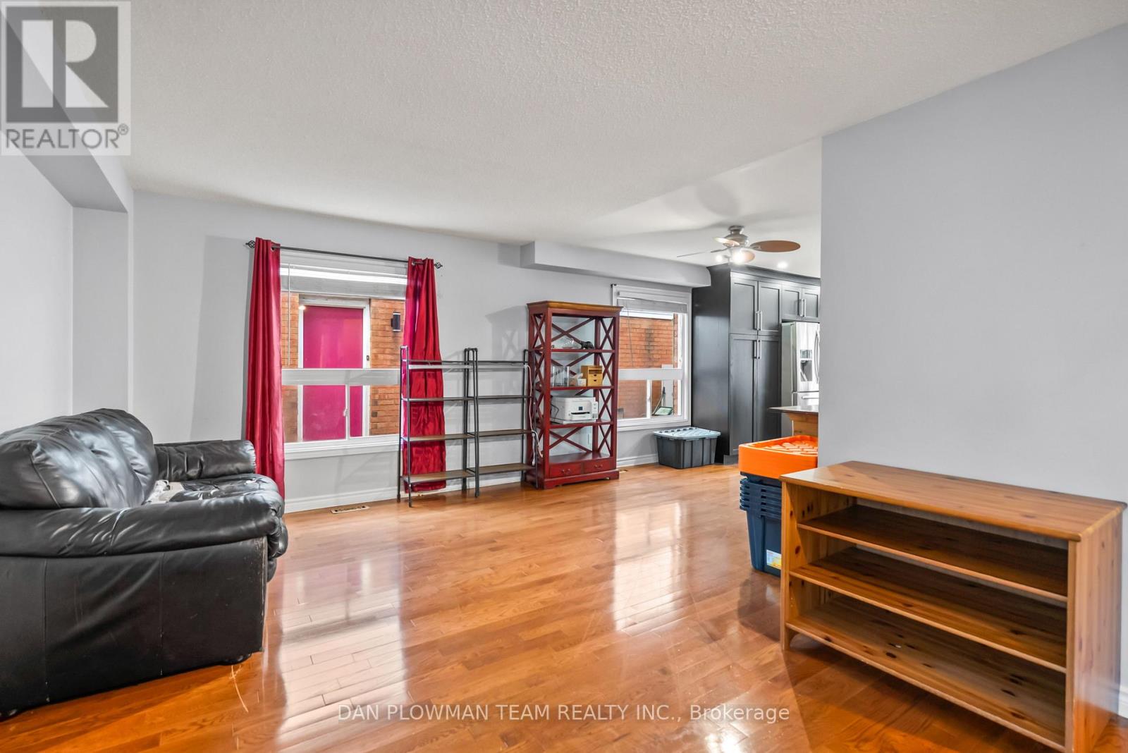 38 Hemmingway Drive, Clarington, Ontario  L1E 2C7 - Photo 7 - E12503868