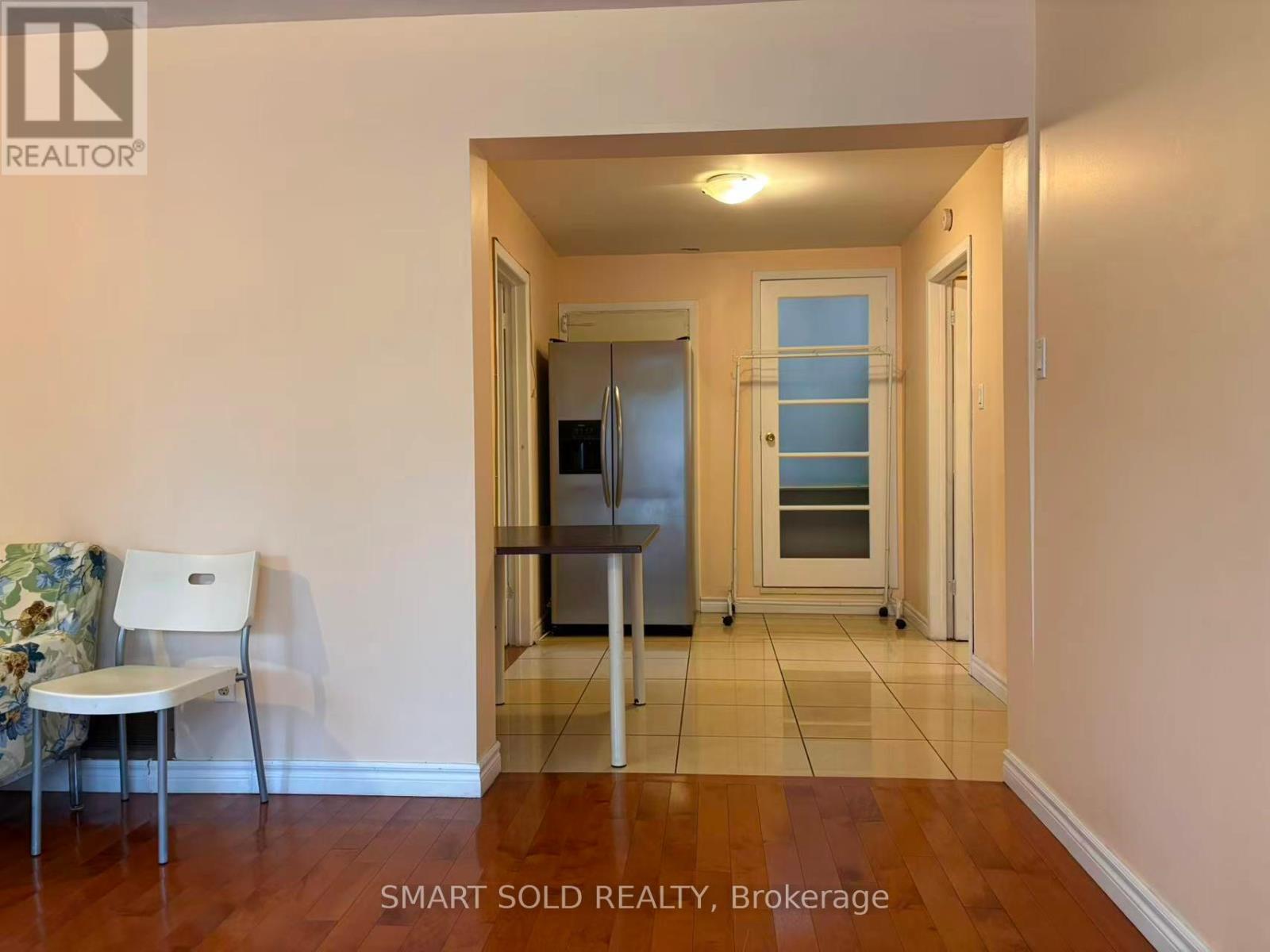 1st Floor - 19 Groomsport Crescent, Toronto, Ontario  M1T 2K8 - Photo 10 - E12503952