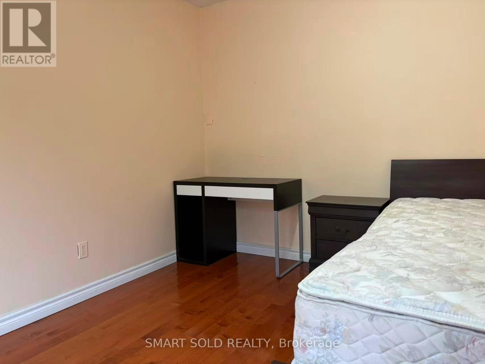 1st Floor - 19 Groomsport Crescent, Toronto, Ontario  M1T 2K8 - Photo 9 - E12503952