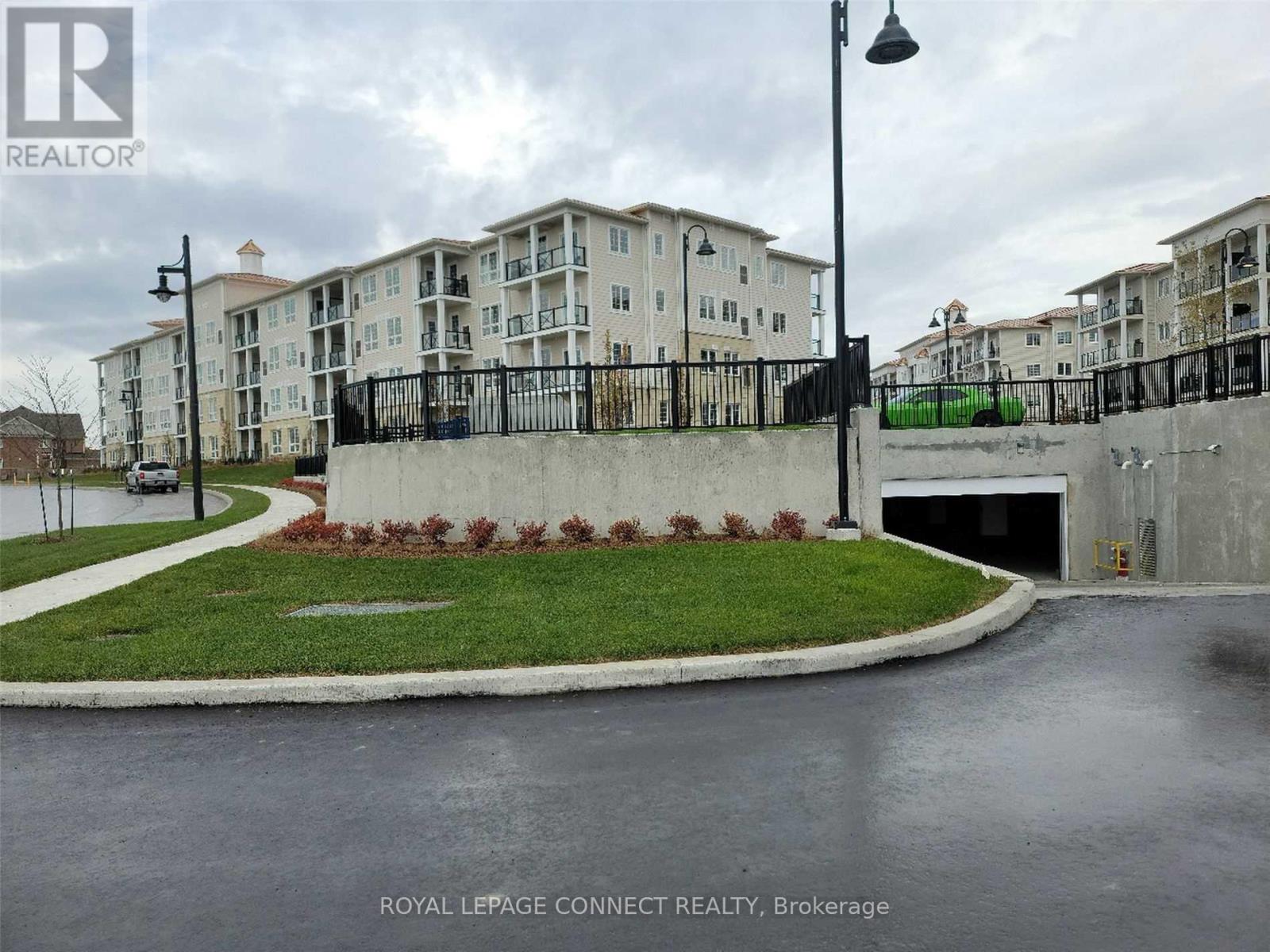 116 - 50 LAKEBREEZE DRIVE, Clarington, Ontario