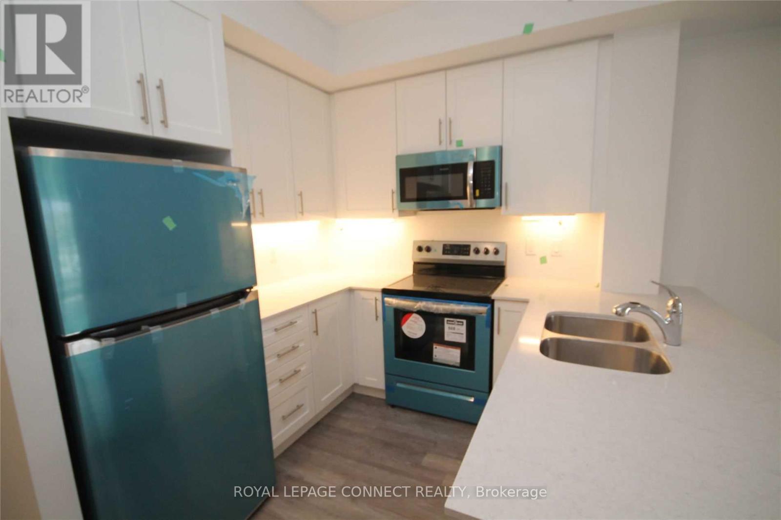 116 - 50 Lakebreeze Drive, Clarington, Ontario  L1B 0V9 - Photo 7 - E12503972