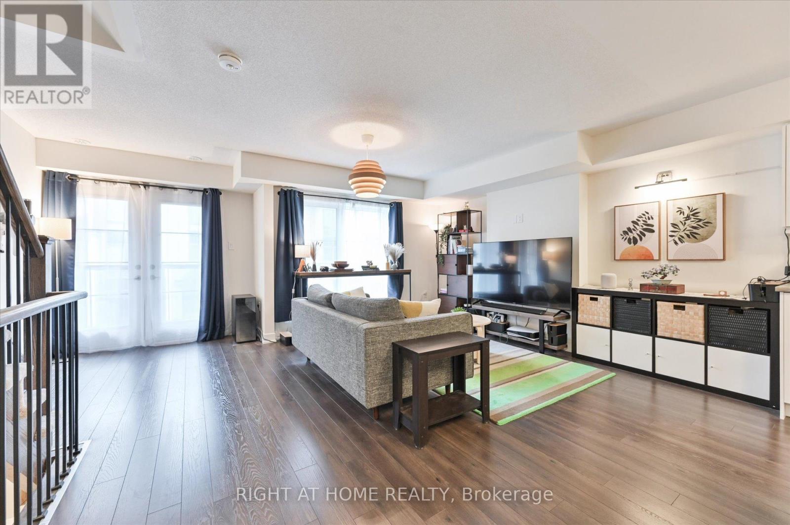 28 Pallock Hill Way, Whitby, Ontario  L1R 0N5 - Photo 18 - E12504048