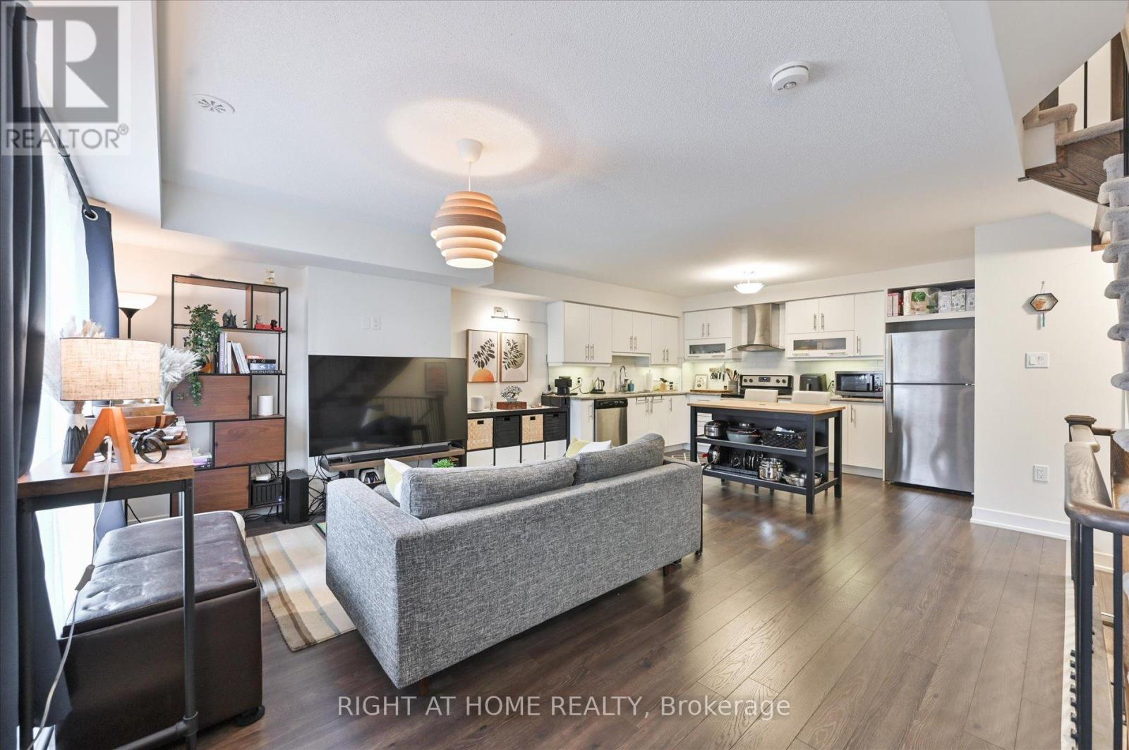 28 Pallock Hill Way, Whitby, Ontario  L1R 0N5 - Photo 19 - E12504048