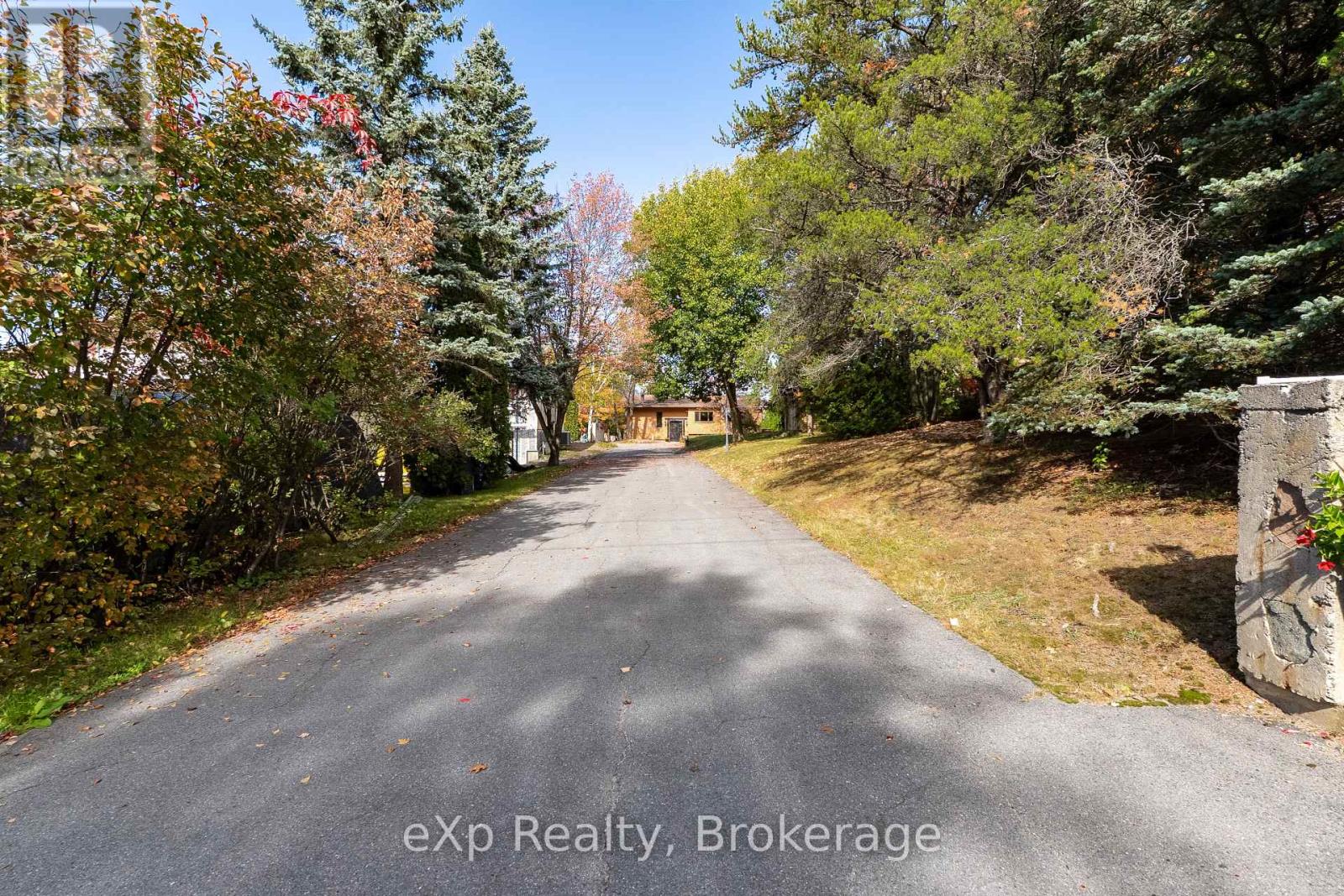 898 Roderick Avenue, Greater Sudbury, Ontario  P3E 6J5 - Photo 29 - X12503270