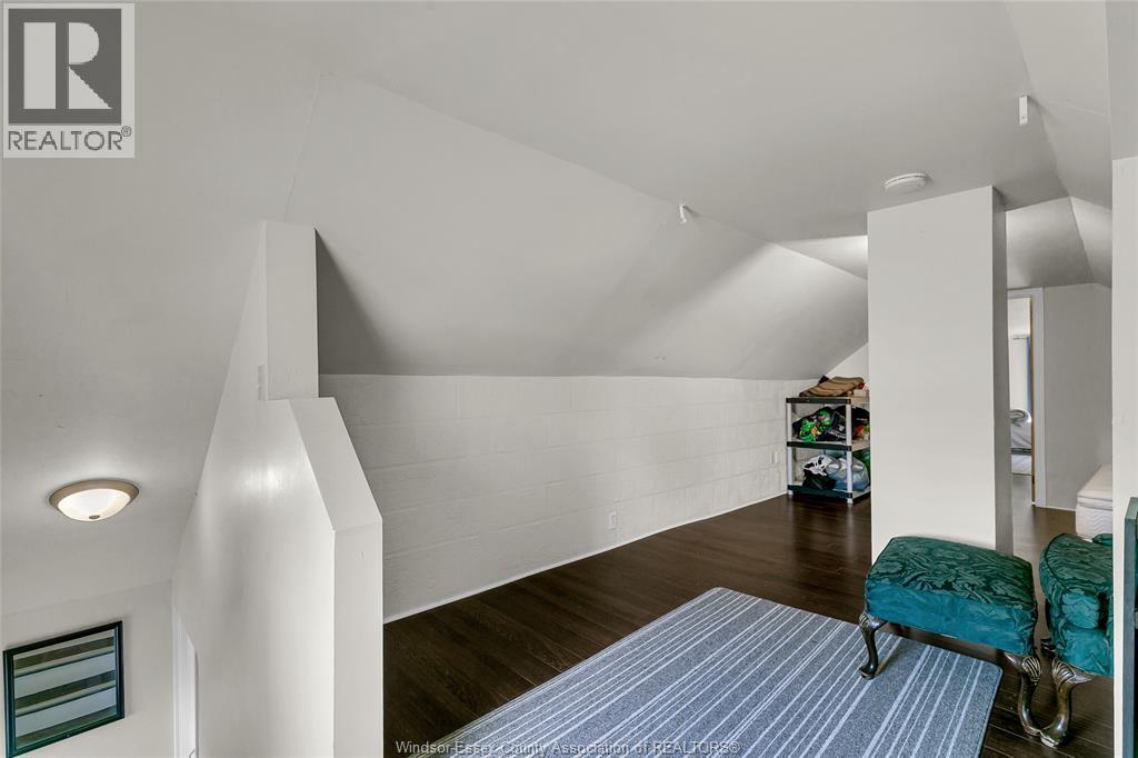 996 Oak Avenue, Windsor, Ontario  N9A 5G2 - Photo 21 - 25027861