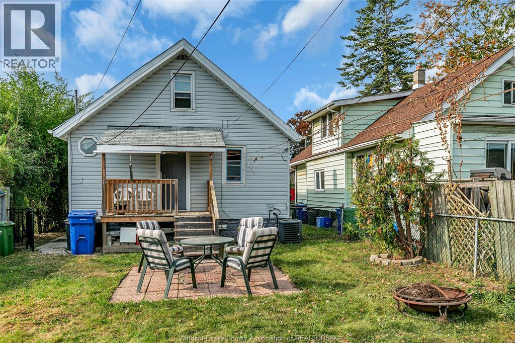 996 Oak Avenue, Windsor, Ontario  N9A 5G2 - Photo 25 - 25027861