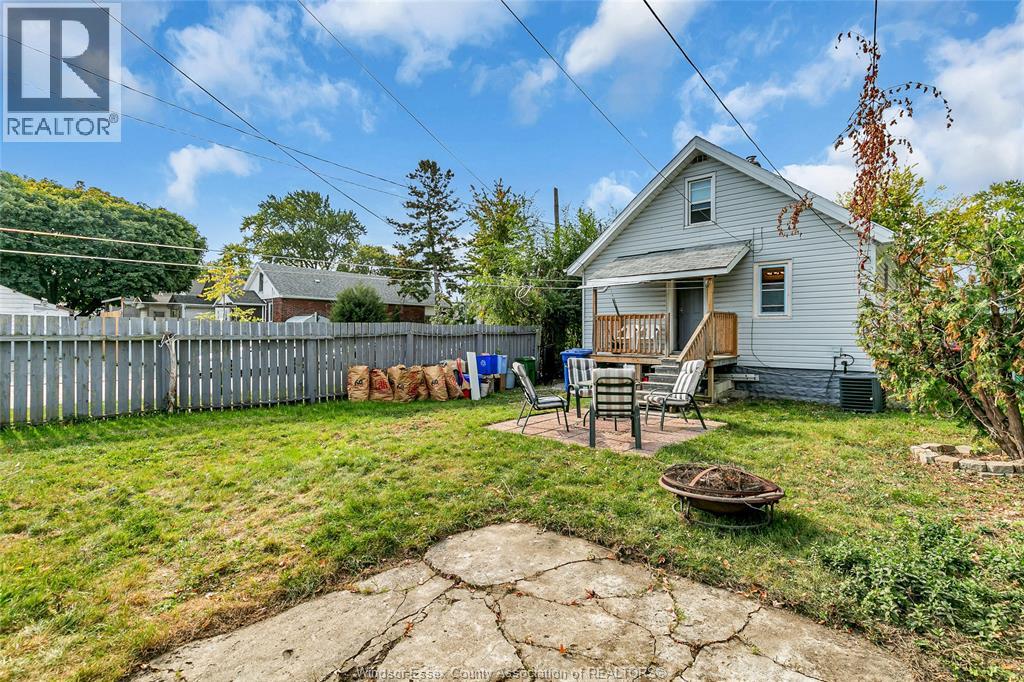 996 Oak Avenue, Windsor, Ontario  N9A 5G2 - Photo 27 - 25027861