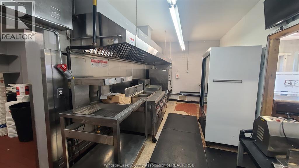 4320 Tecumseh Road East, Windsor, Ontario  N8W 1K3 - Photo 10 - 25027768