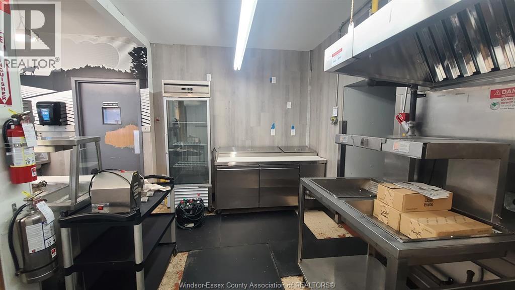 4320 Tecumseh Road East, Windsor, Ontario  N8W 1K3 - Photo 14 - 25027768