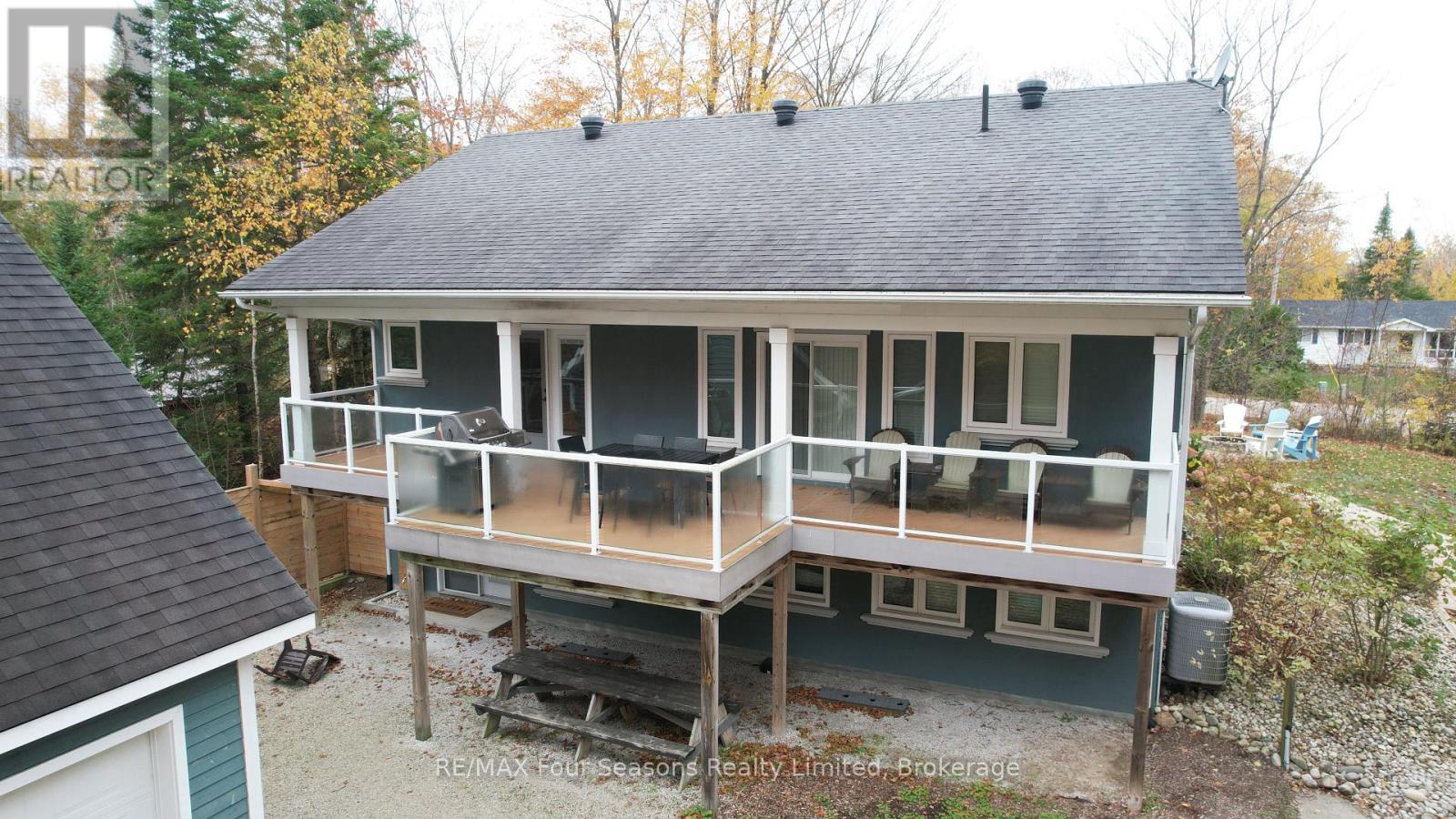 37 Silver Lake Crescent, South Bruce Peninsula, Ontario  N0H 2G0 - Photo 7 - X12494692