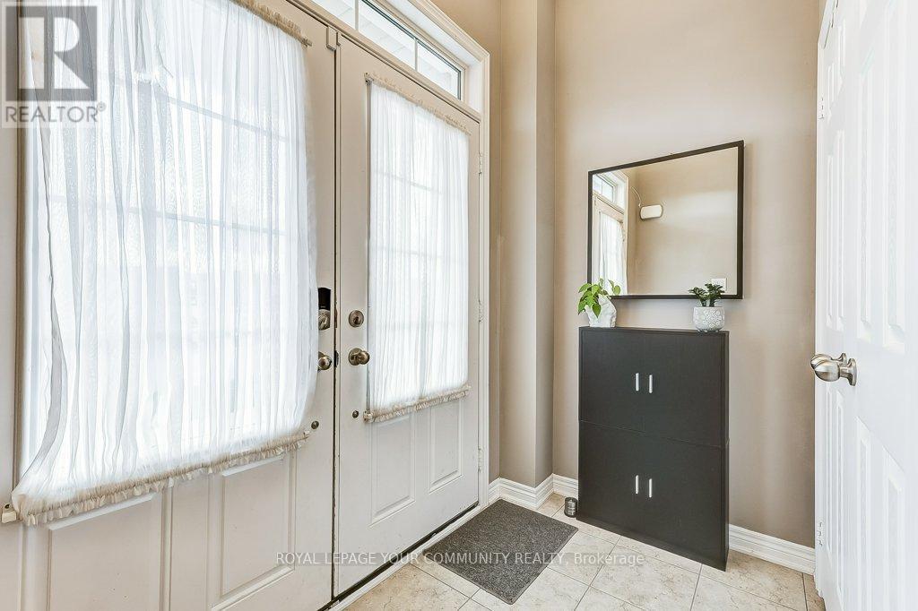 Property at 137 FIMCO CRESCENT image 4