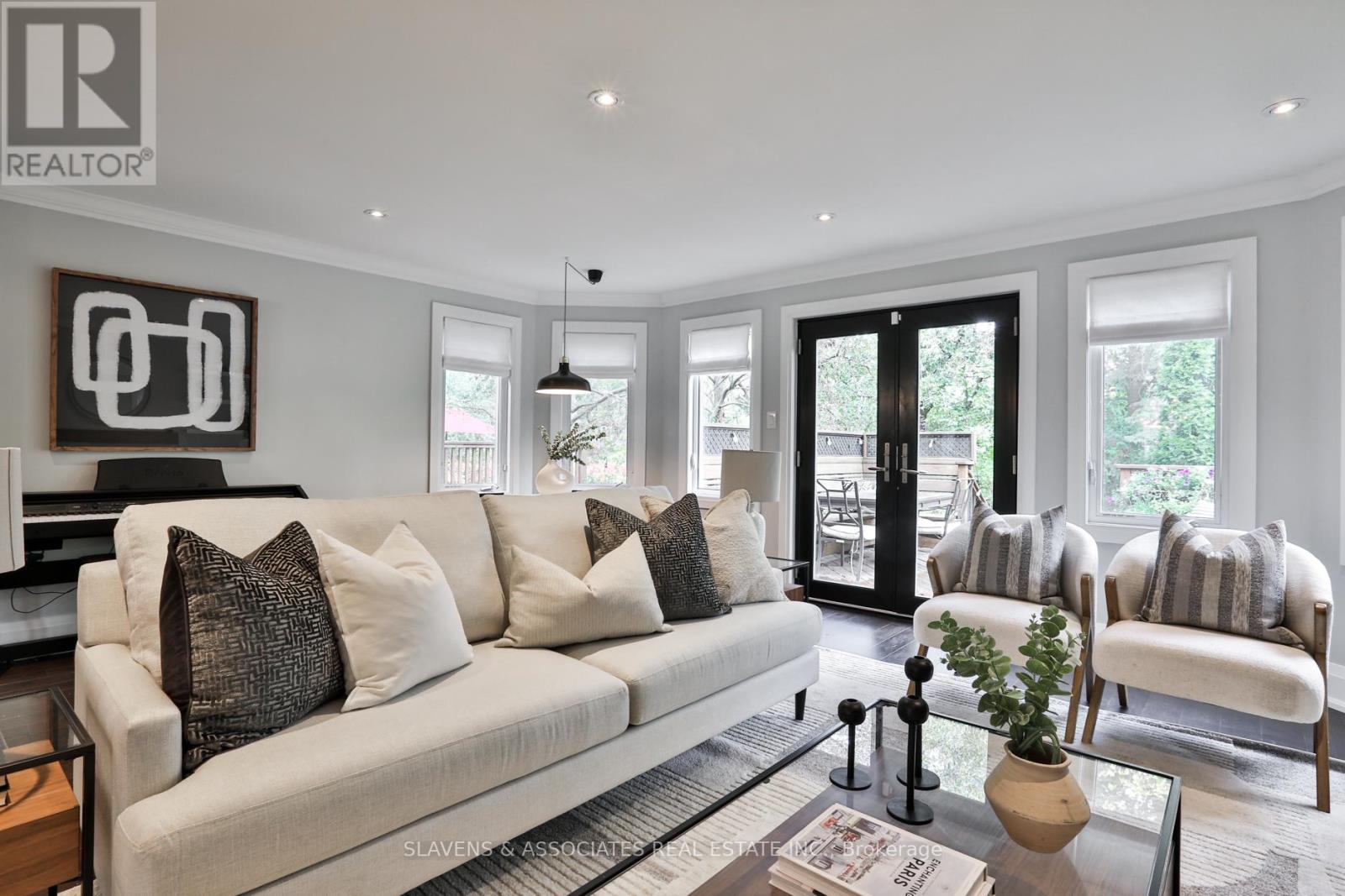 122 Wilson Avenue, Toronto, Ontario  M5M 3A1 - Photo 10 - C12475498