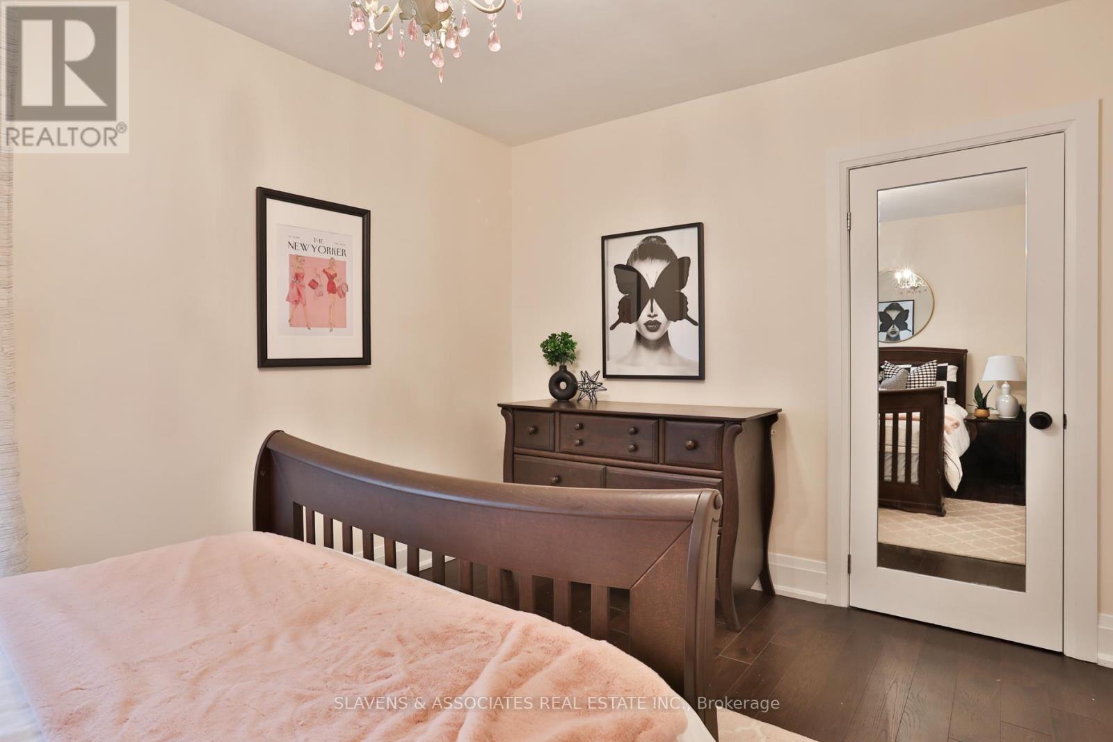 122 Wilson Avenue, Toronto, Ontario  M5M 3A1 - Photo 19 - C12475498