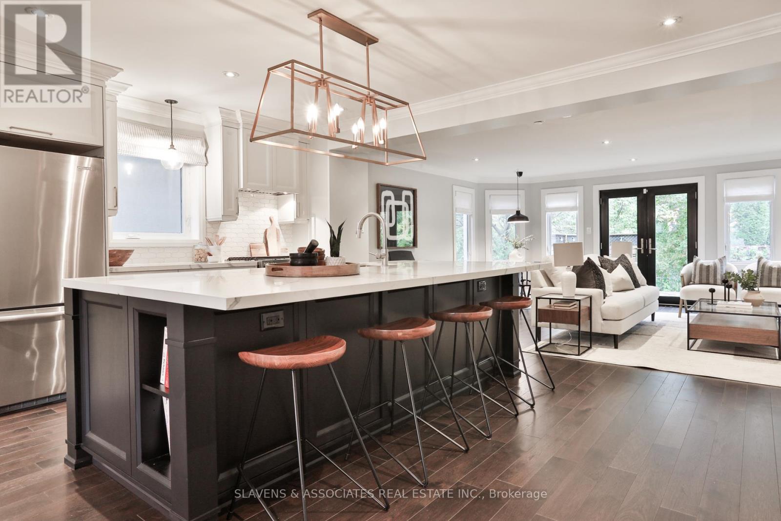 122 Wilson Avenue, Toronto, Ontario  M5M 3A1 - Photo 7 - C12475498