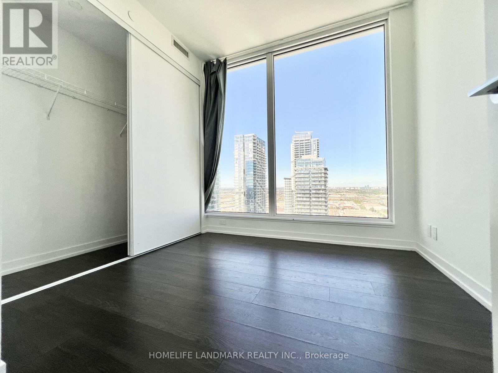 3702 - 5 Buttermill Avenue, Vaughan, Ontario  L4K 0J5 - Photo 10 - N12503816