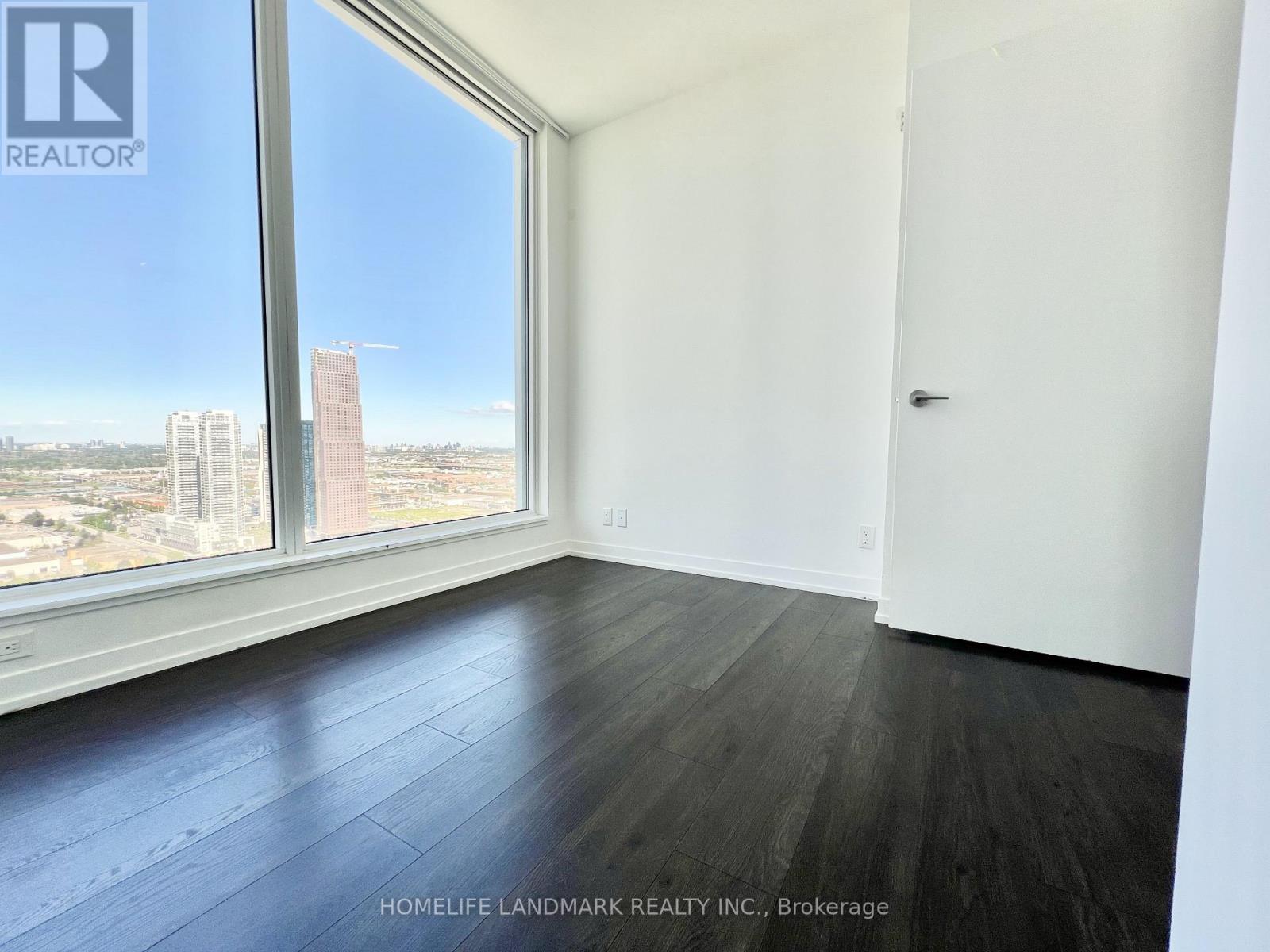 3702 - 5 Buttermill Avenue, Vaughan, Ontario  L4K 0J5 - Photo 11 - N12503816