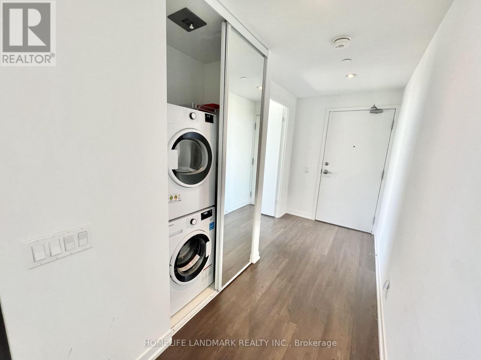 3702 - 5 Buttermill Avenue, Vaughan, Ontario  L4K 0J5 - Photo 14 - N12503816