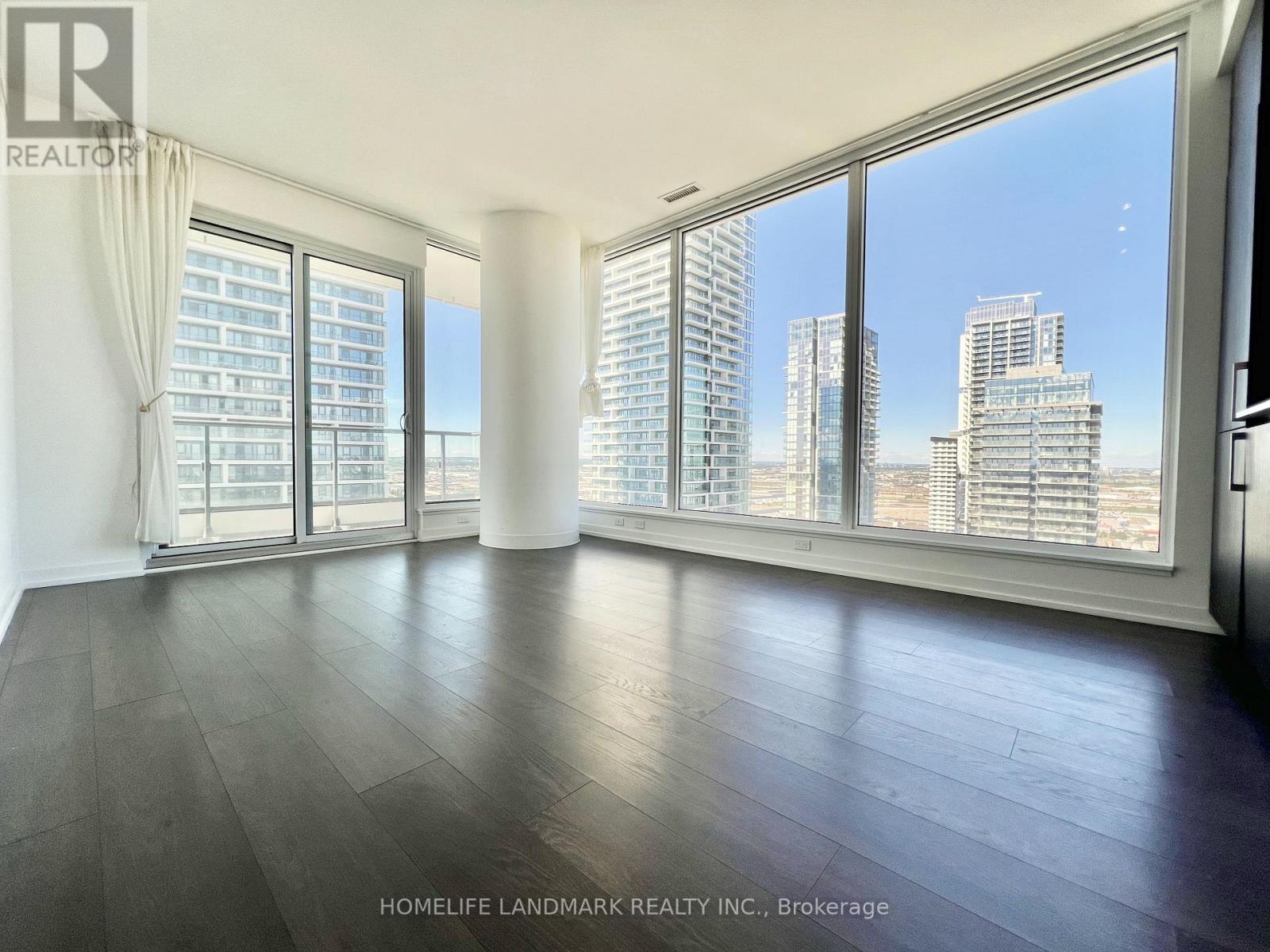 3702 - 5 Buttermill Avenue, Vaughan, Ontario  L4K 0J5 - Photo 17 - N12503816