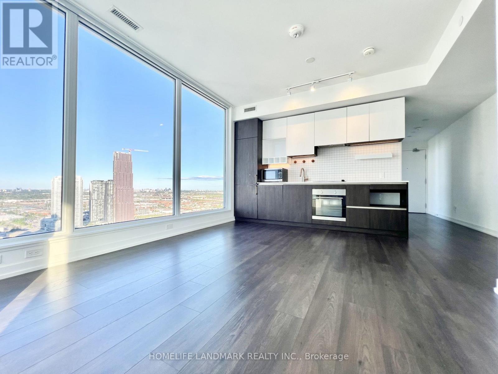 3702 - 5 Buttermill Avenue, Vaughan, Ontario  L4K 0J5 - Photo 18 - N12503816