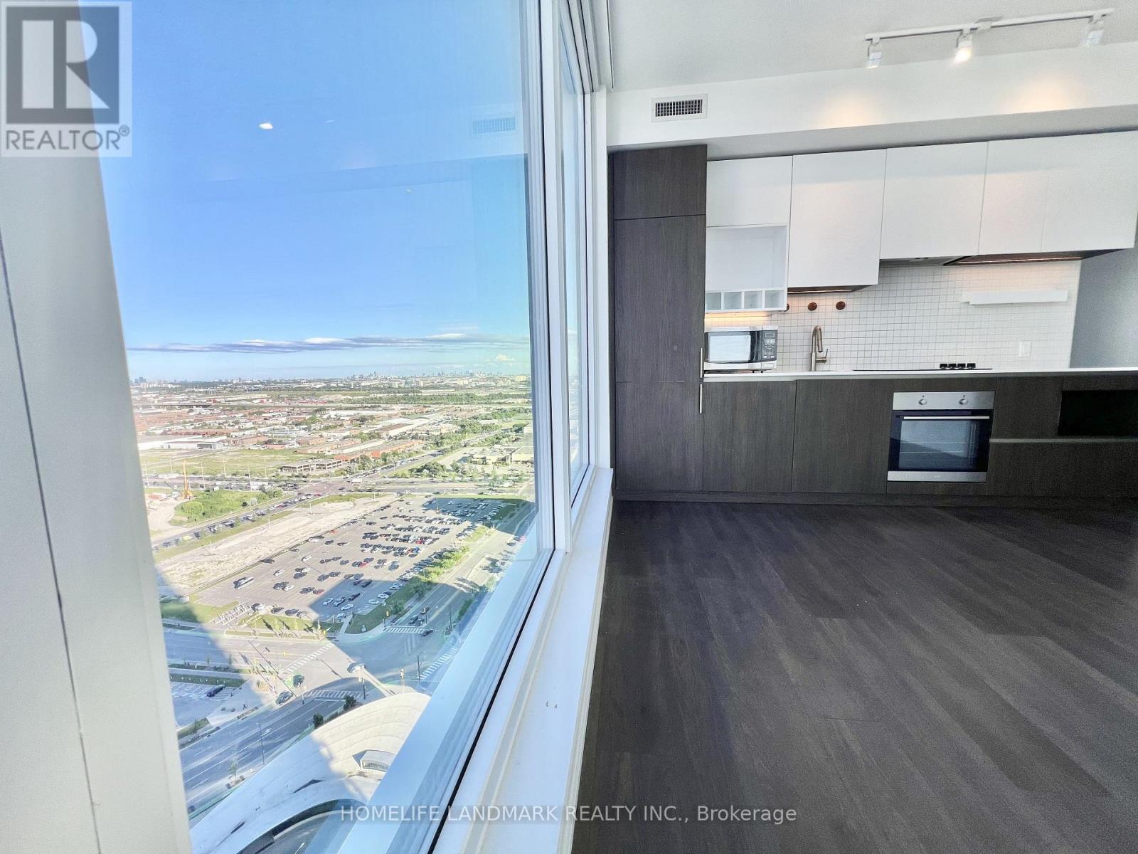 3702 - 5 Buttermill Avenue, Vaughan, Ontario  L4K 0J5 - Photo 20 - N12503816