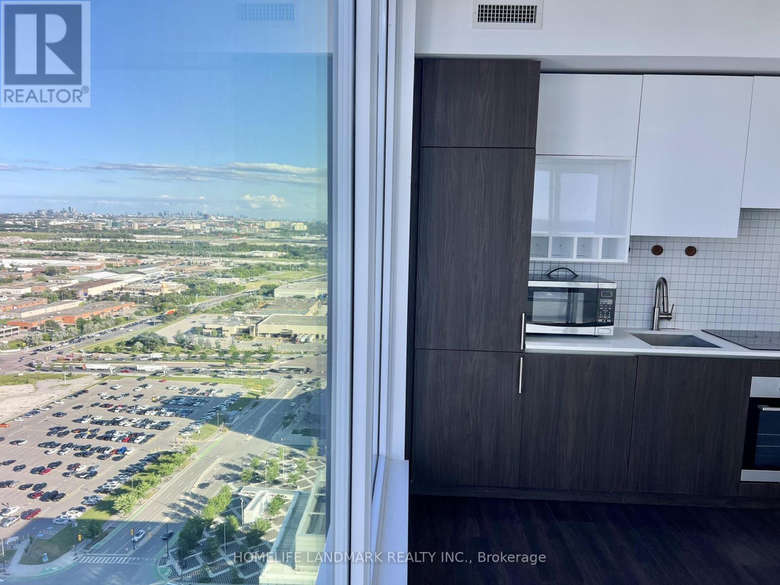 3702 - 5 Buttermill Avenue, Vaughan, Ontario  L4K 0J5 - Photo 21 - N12503816