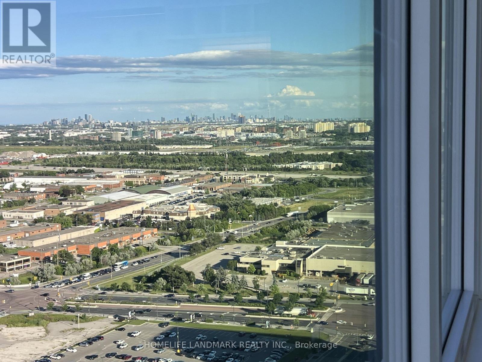 3702 - 5 Buttermill Avenue, Vaughan, Ontario  L4K 0J5 - Photo 22 - N12503816