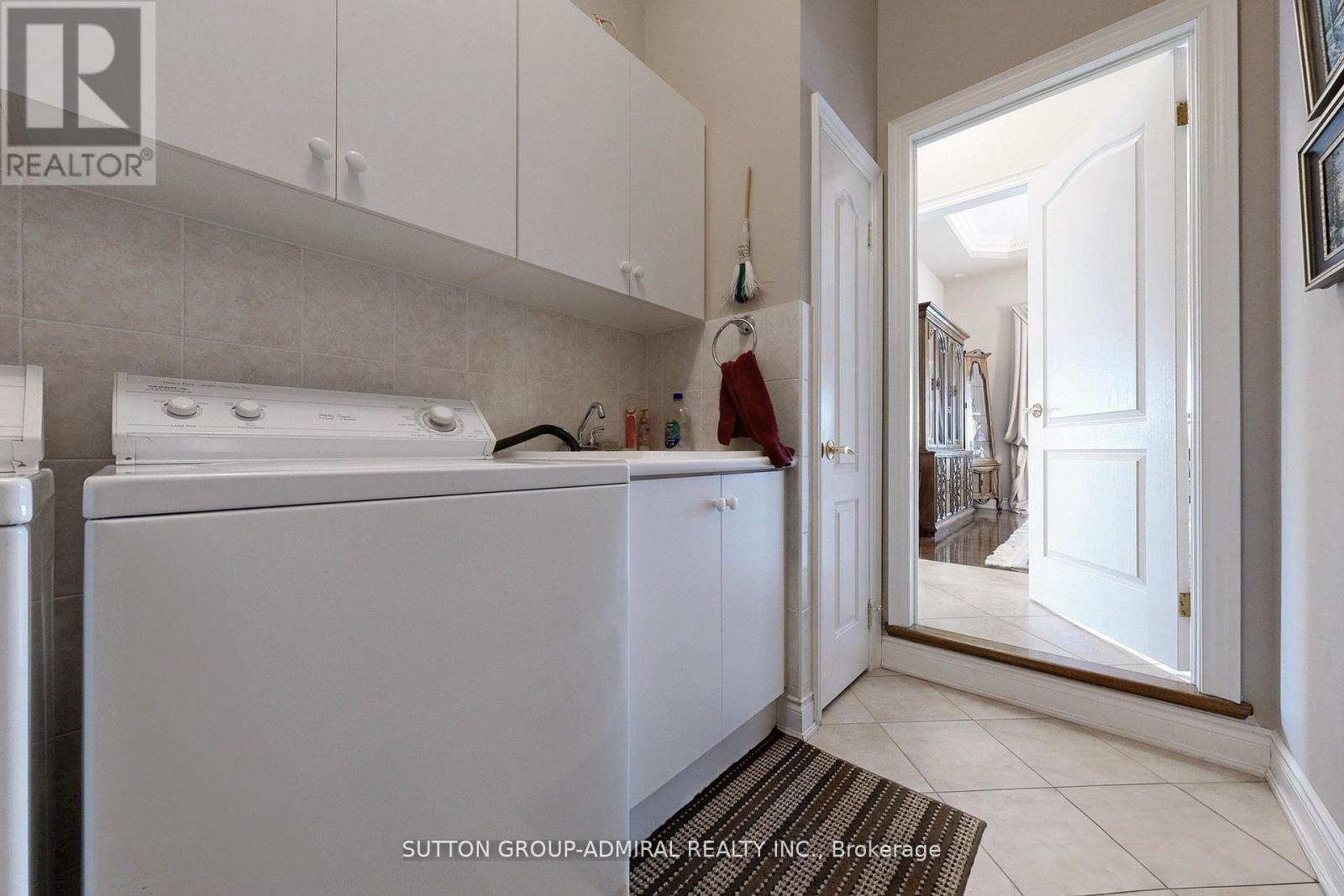 25 Little Natalie Court, Vaughan, Ontario  L6A 0J2 - Photo 17 - N12503834