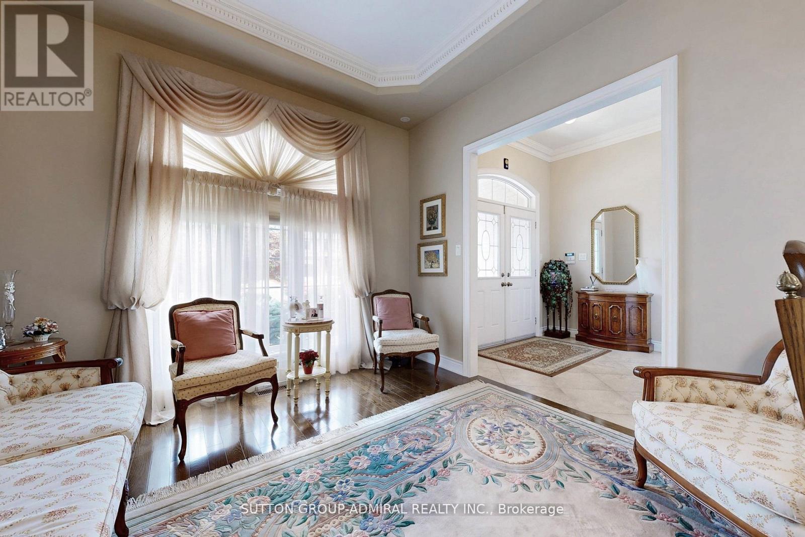 25 Little Natalie Court, Vaughan, Ontario  L6A 0J2 - Photo 3 - N12503834