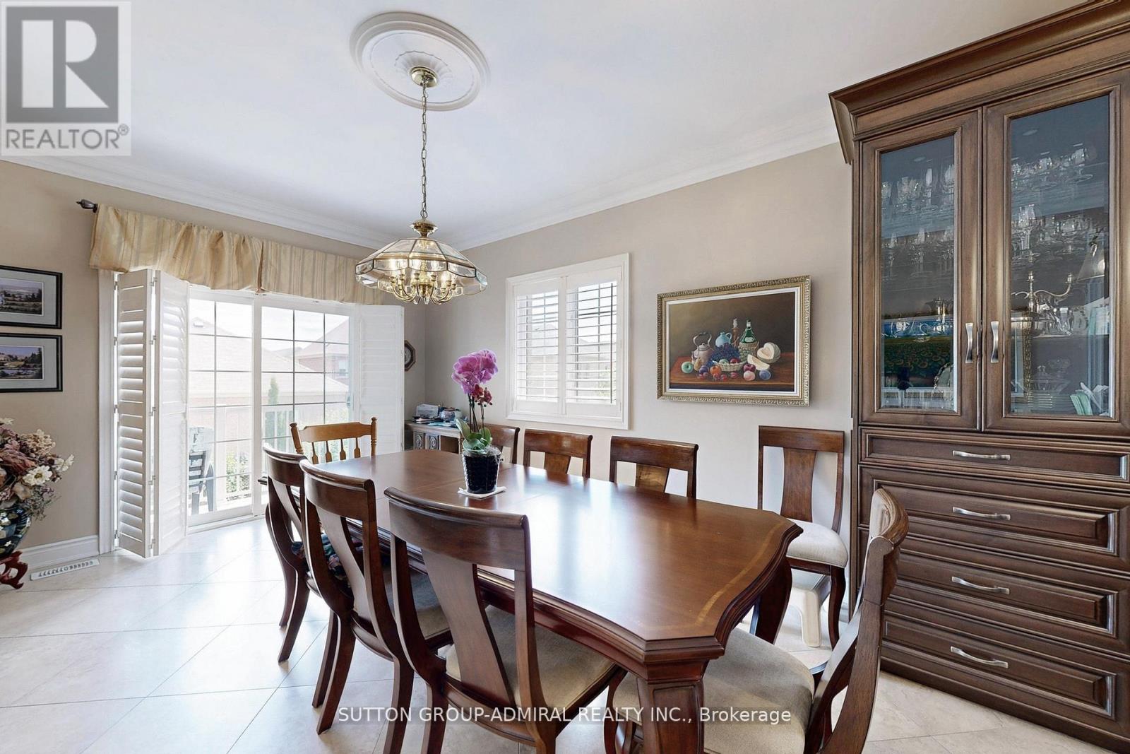 25 Little Natalie Court, Vaughan, Ontario  L6A 0J2 - Photo 9 - N12503834