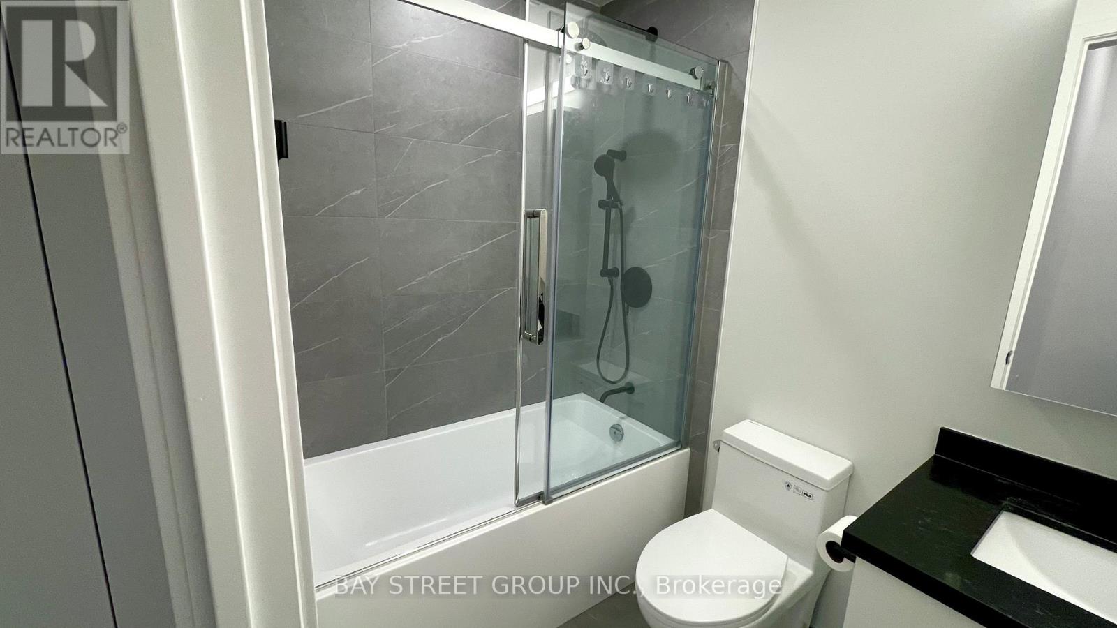 805e - 8868 Yonge Street, Richmond Hill, Ontario  L4C 1Z8 - Photo 12 - N12503844