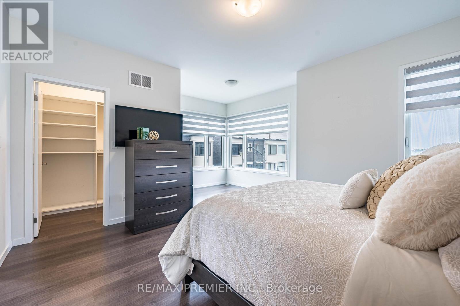 77 Sydney Circle, Vaughan, Ontario L4H 4R2 - Photo 29 - N12503986