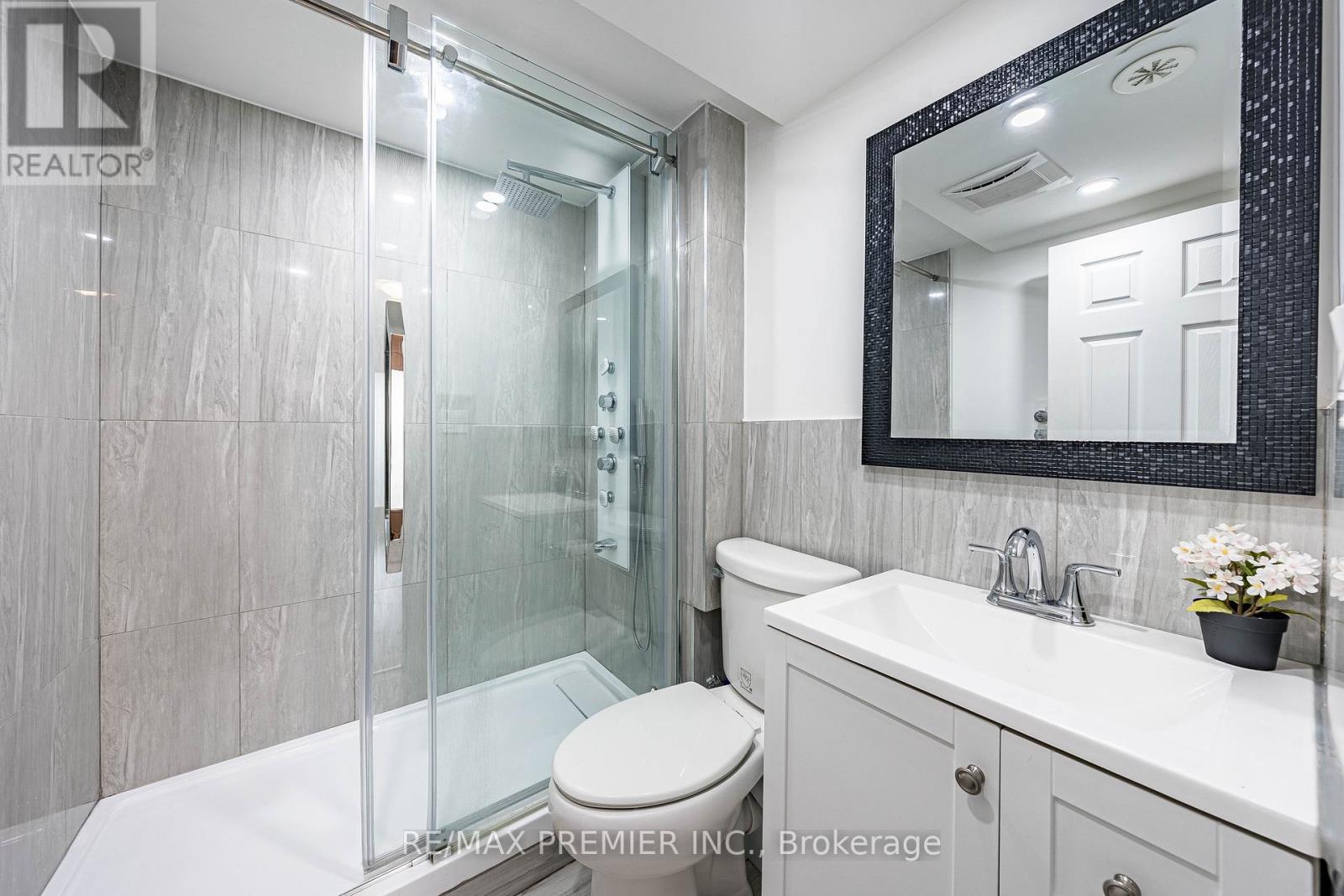 77 Sydney Circle, Vaughan, Ontario L4H 4R2 - Photo 44 - N12503986