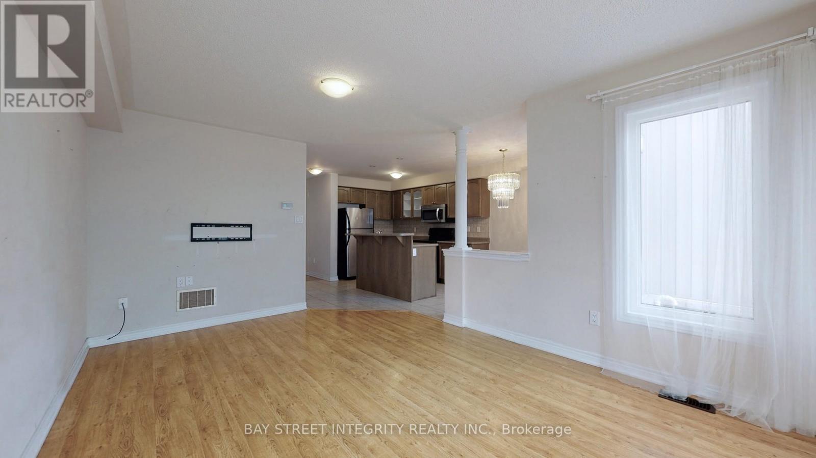 67 Sequin Drive, Richmond Hill, Ontario  L4E 0M4 - Photo 11 - N12504014