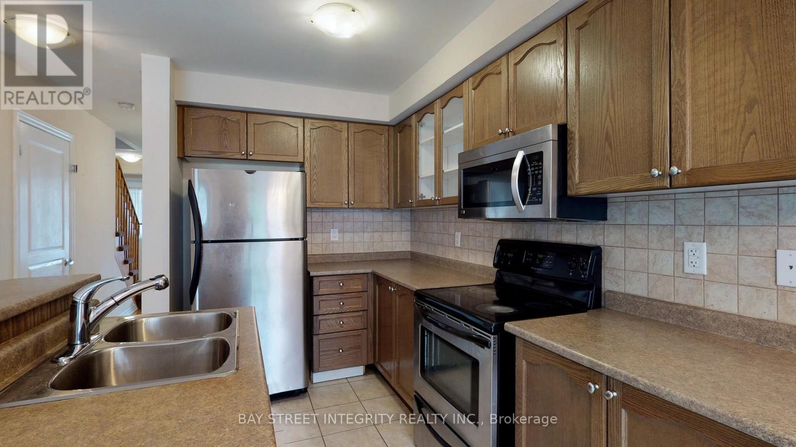 67 Sequin Drive, Richmond Hill, Ontario  L4E 0M4 - Photo 17 - N12504014