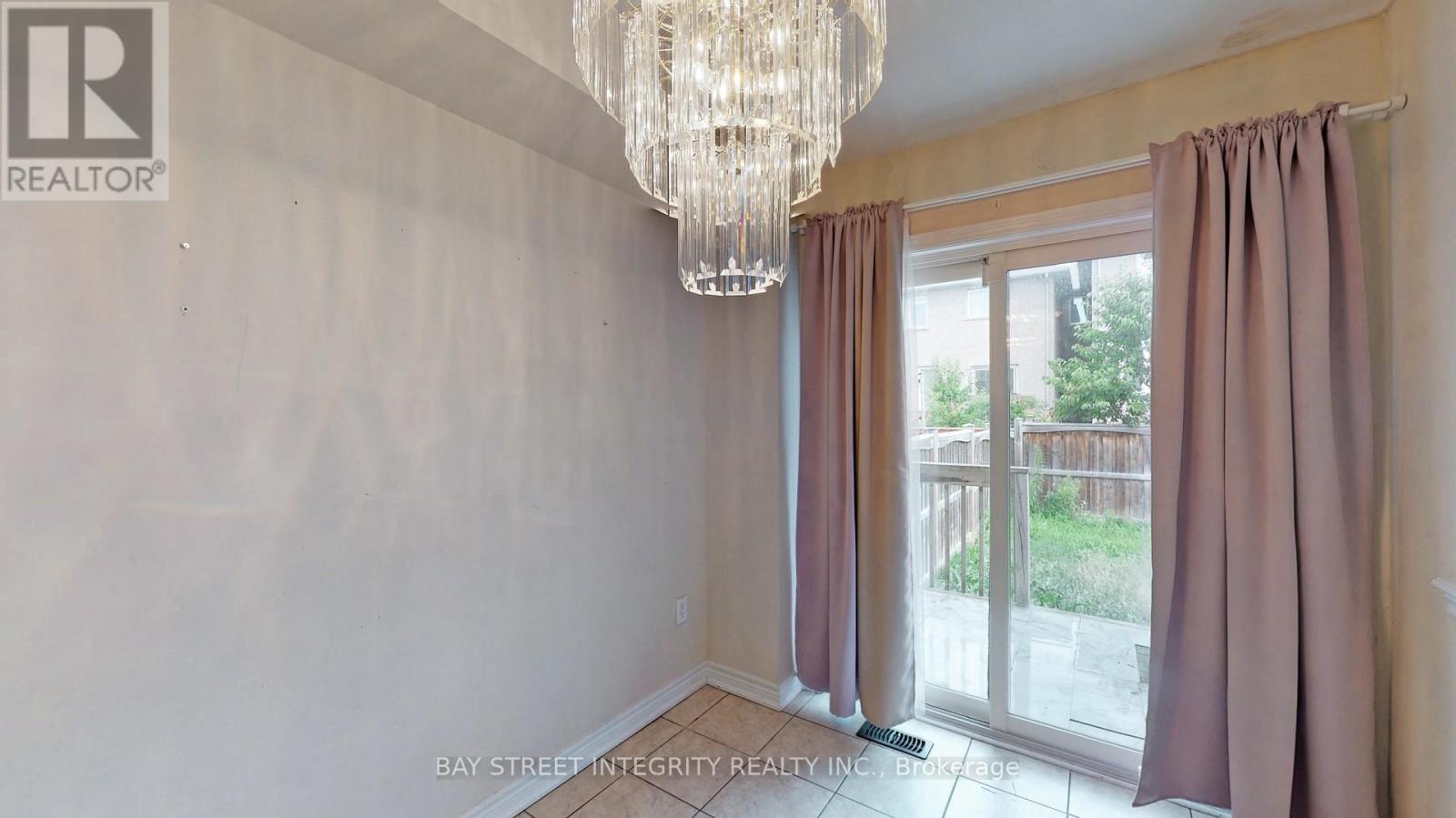 67 Sequin Drive, Richmond Hill, Ontario  L4E 0M4 - Photo 19 - N12504014