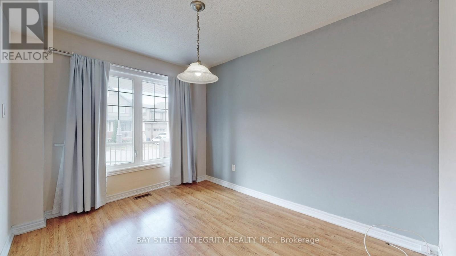 67 Sequin Drive, Richmond Hill, Ontario  L4E 0M4 - Photo 6 - N12504014