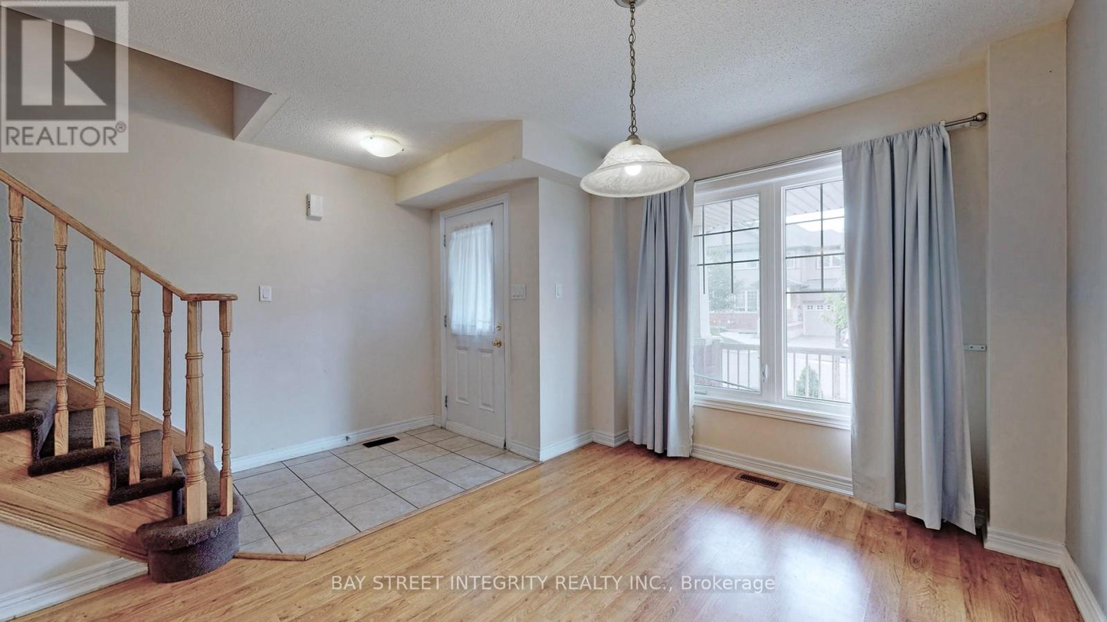 67 Sequin Drive, Richmond Hill, Ontario  L4E 0M4 - Photo 7 - N12504014