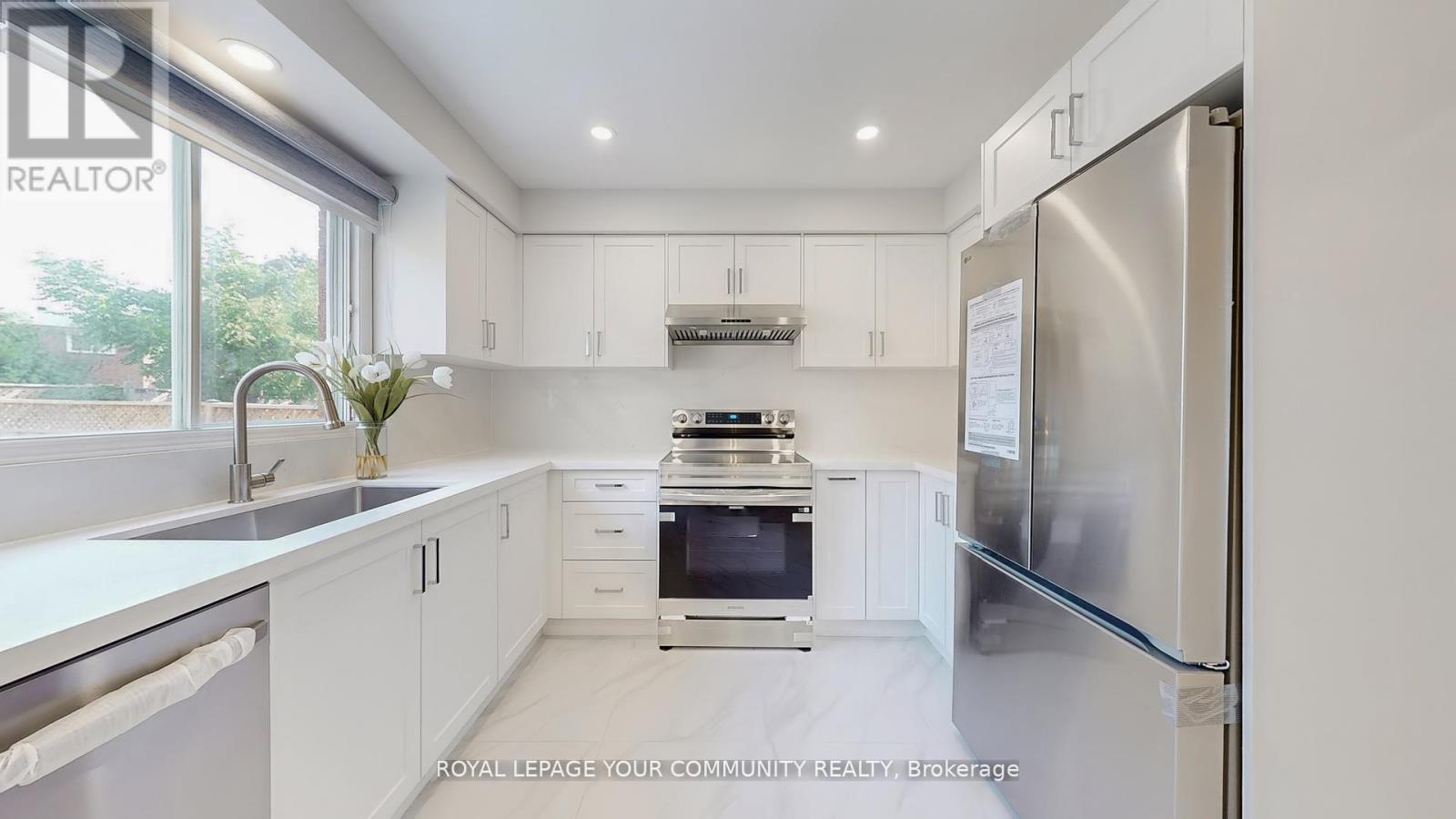 457 Raymerville Drive, Markham, Ontario  L3P 6K7 - Photo 11 - N12504020