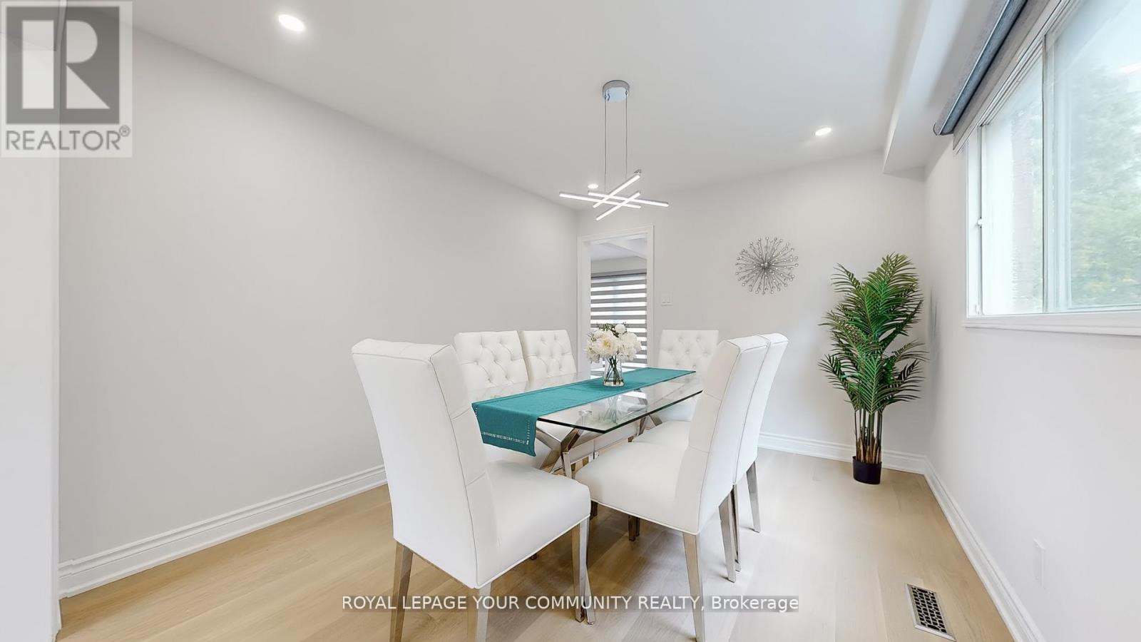 457 Raymerville Drive, Markham, Ontario  L3P 6K7 - Photo 8 - N12504020