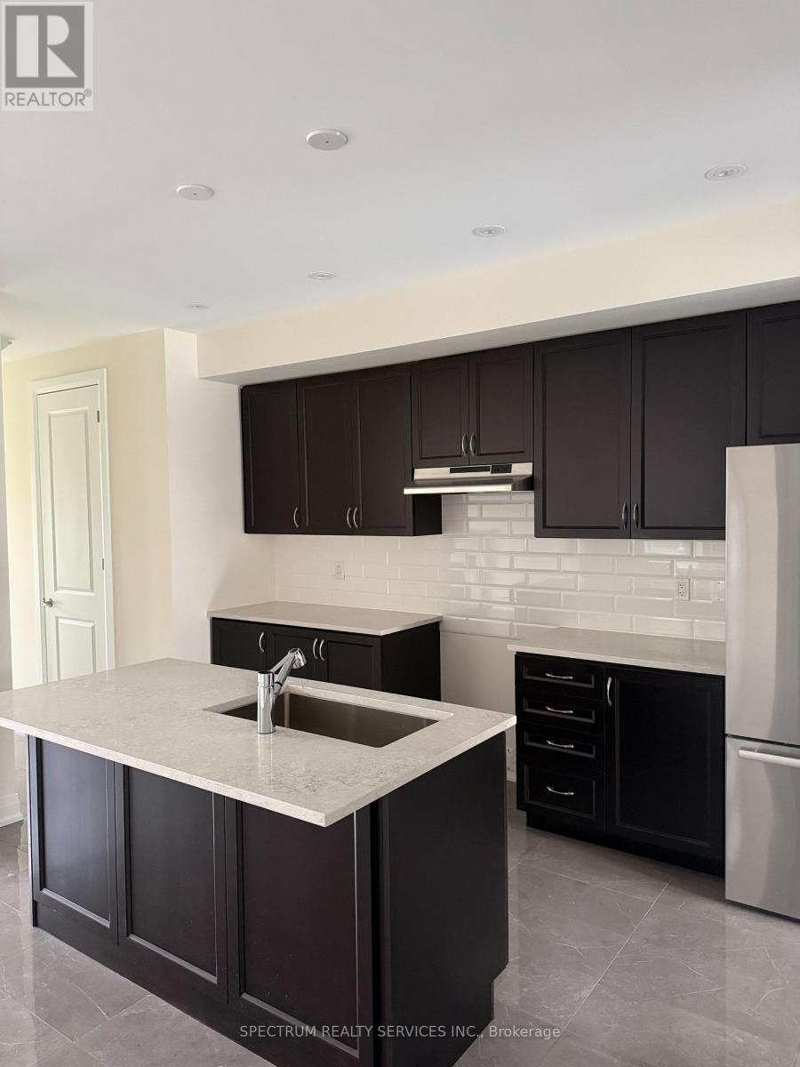 7 John Rolph Street, Markham, Ontario  L6B 1R8 - Photo 6 - N12504030