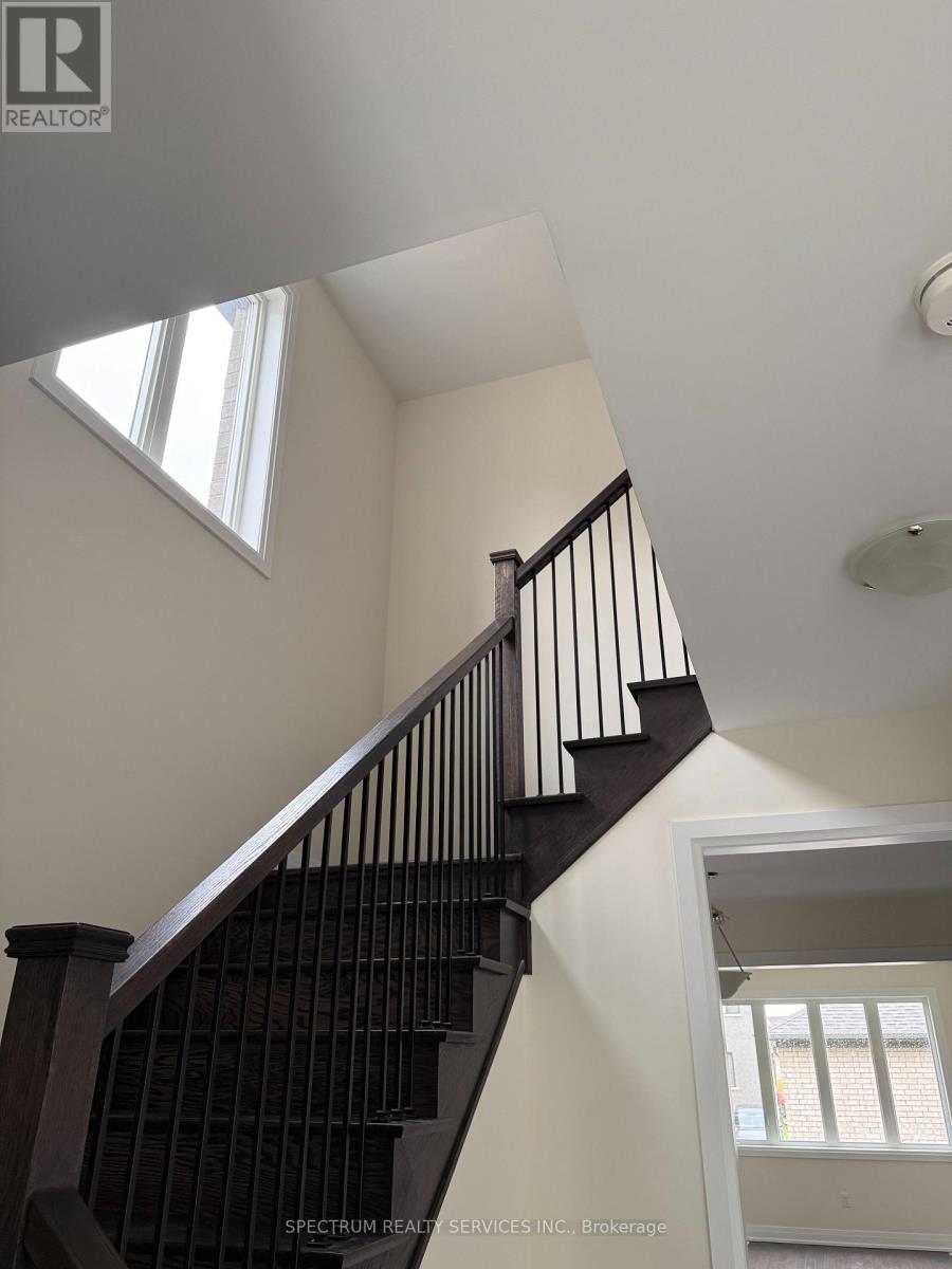 7 John Rolph Street, Markham, Ontario  L6B 1R8 - Photo 8 - N12504030