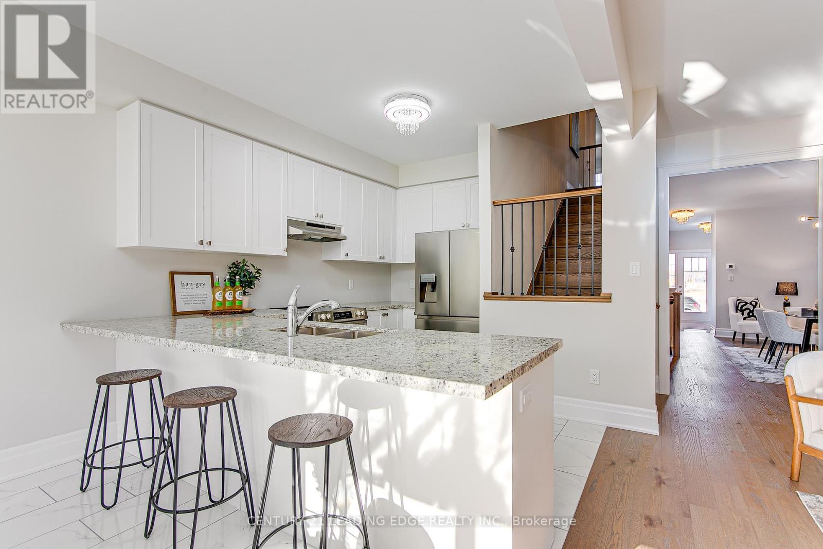 108 Lorne Thomas Place, New Tecumseth (Alliston), Ontario  L0L 1L0 - Photo 16 - N12504072